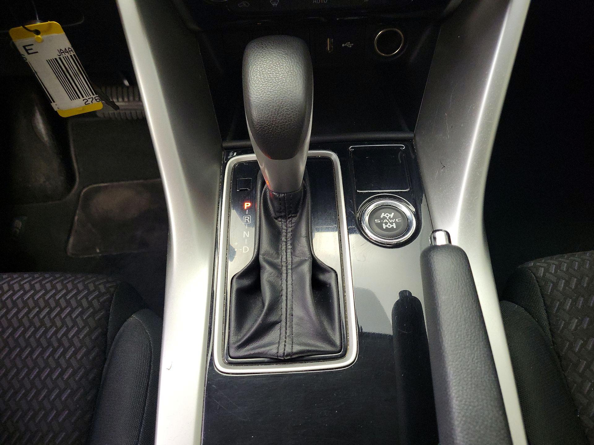 Thumbnail: 2019 Mitsubishi Eclipse Cross - 17