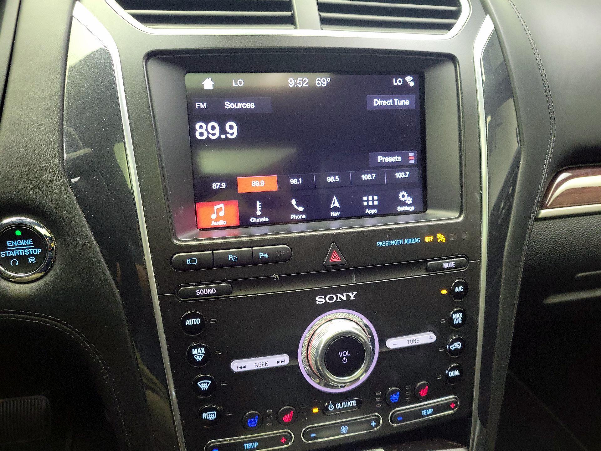 Thumbnail: 2019 Ford Explorer - 16