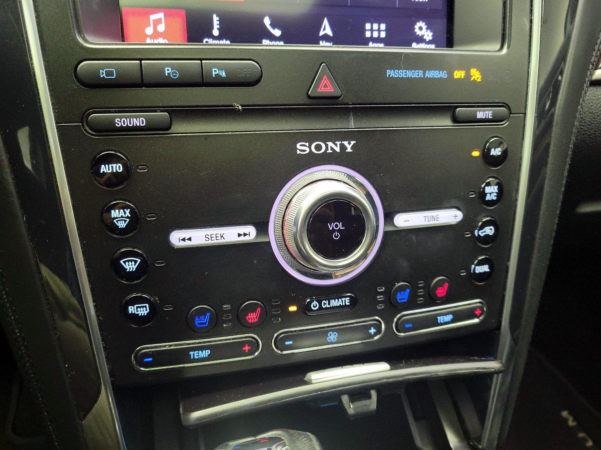Thumbnail: 2019 Ford Explorer - 17