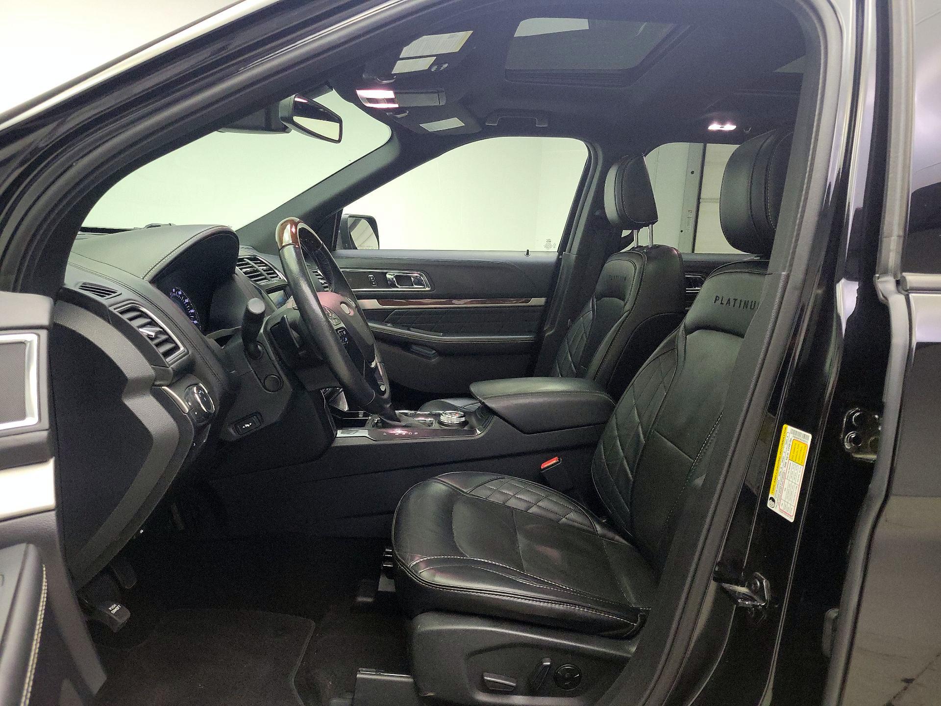 Thumbnail: 2019 Ford Explorer - 20