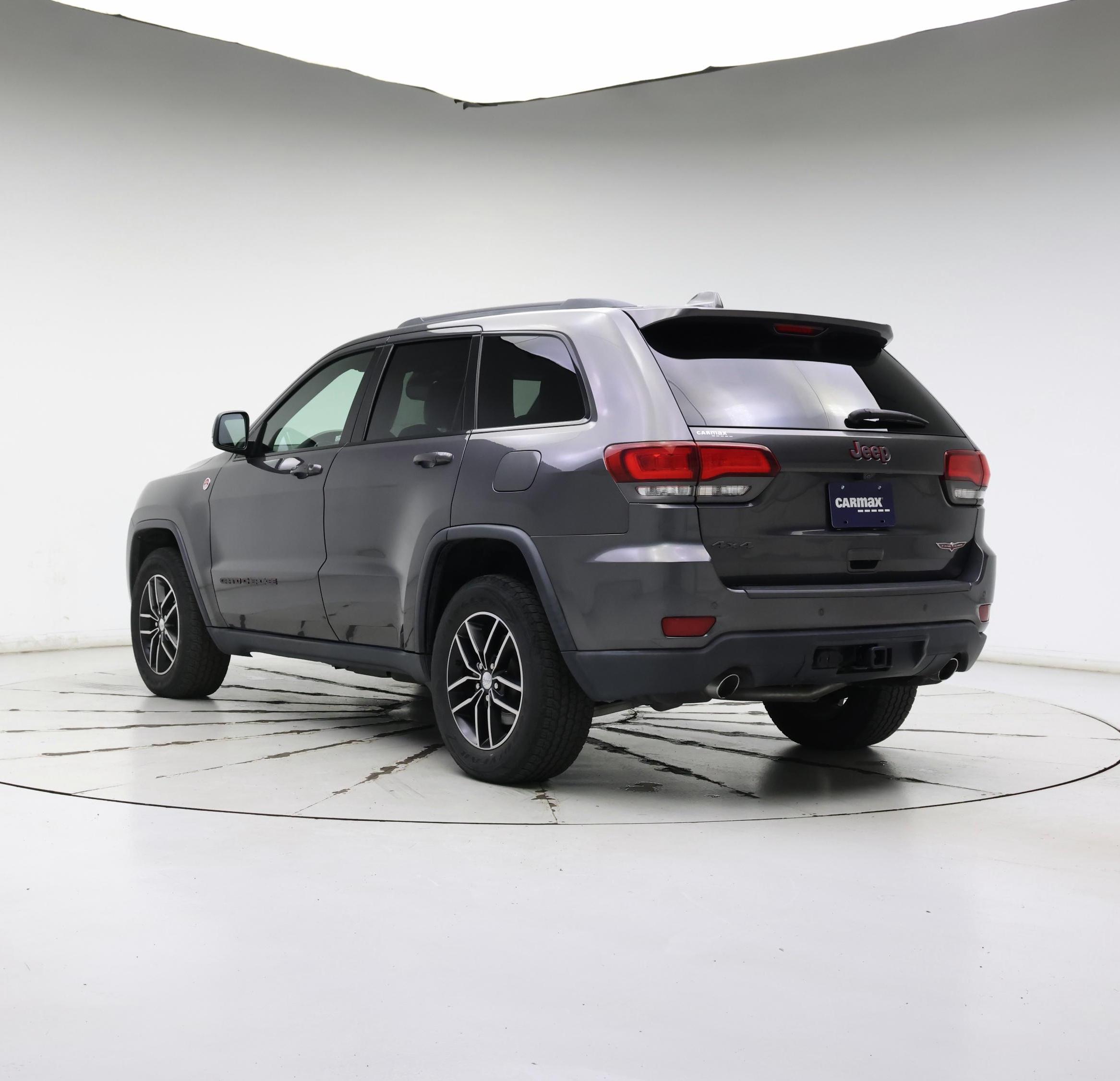 Thumbnail: 2018 Jeep Grand Cherokee - 2