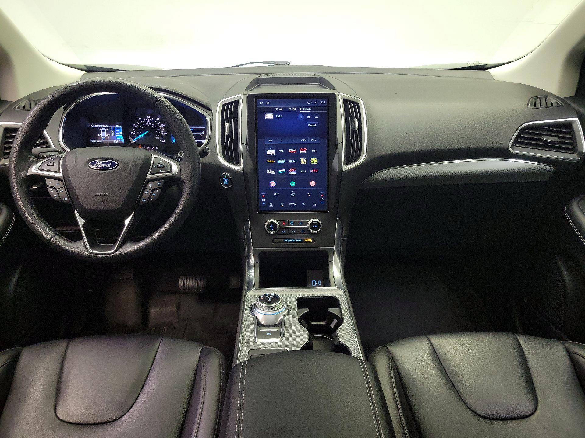 Thumbnail: 2021 Ford Edge - 9