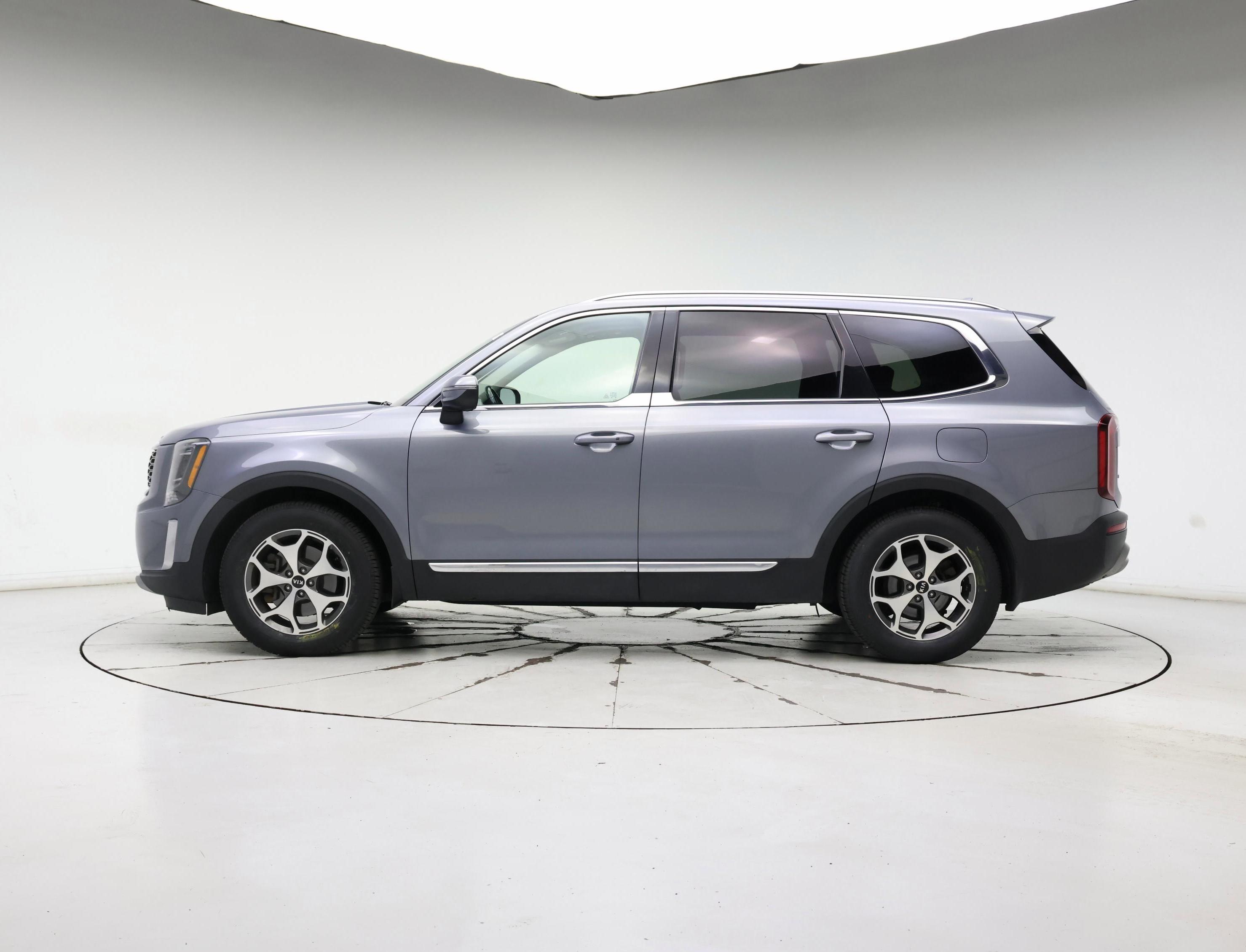 Thumbnail: 2020 Kia Telluride - 3