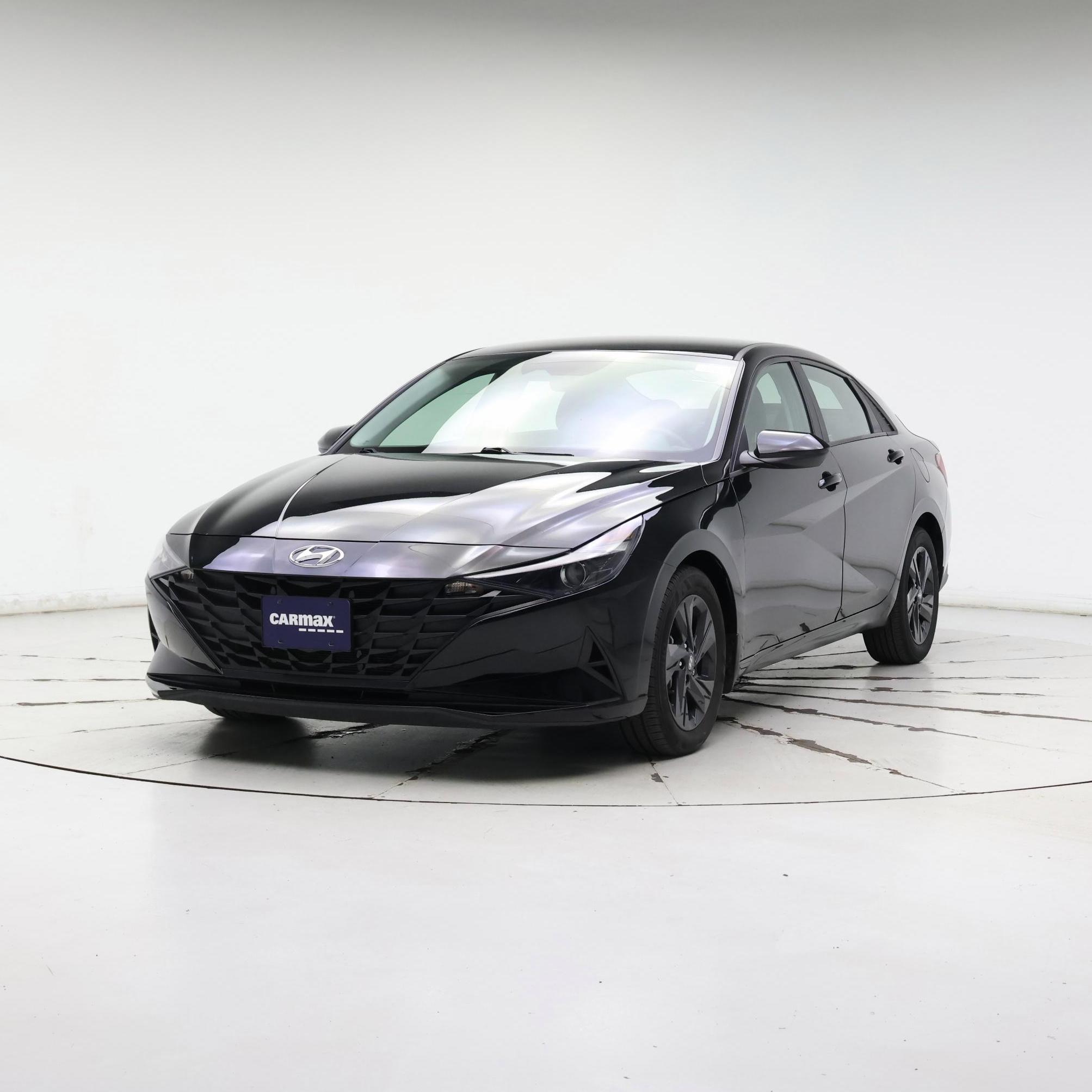 Thumbnail: 2022 Hyundai Elantra - 4