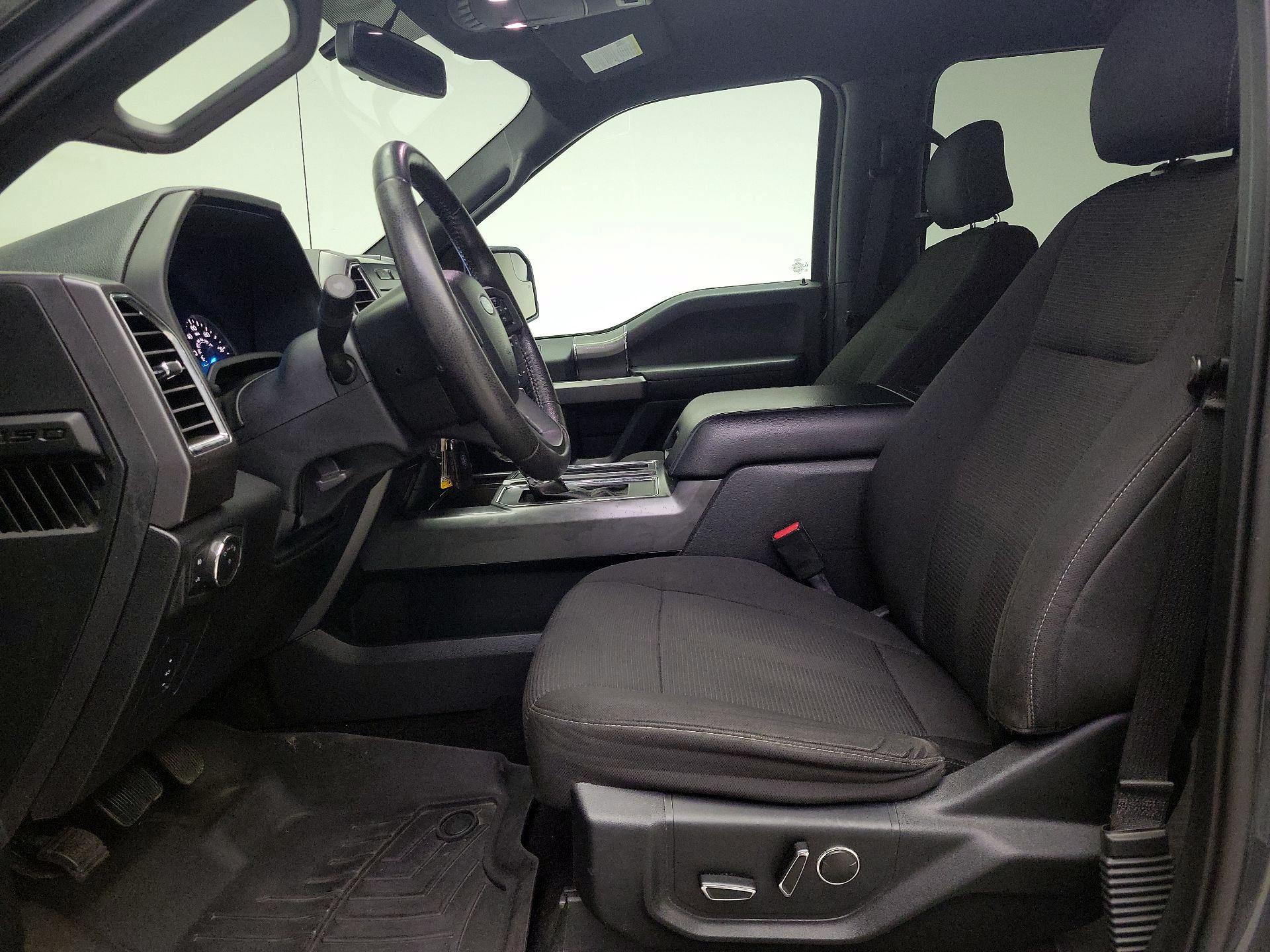 Thumbnail: 2016 Ford F-150 - 11
