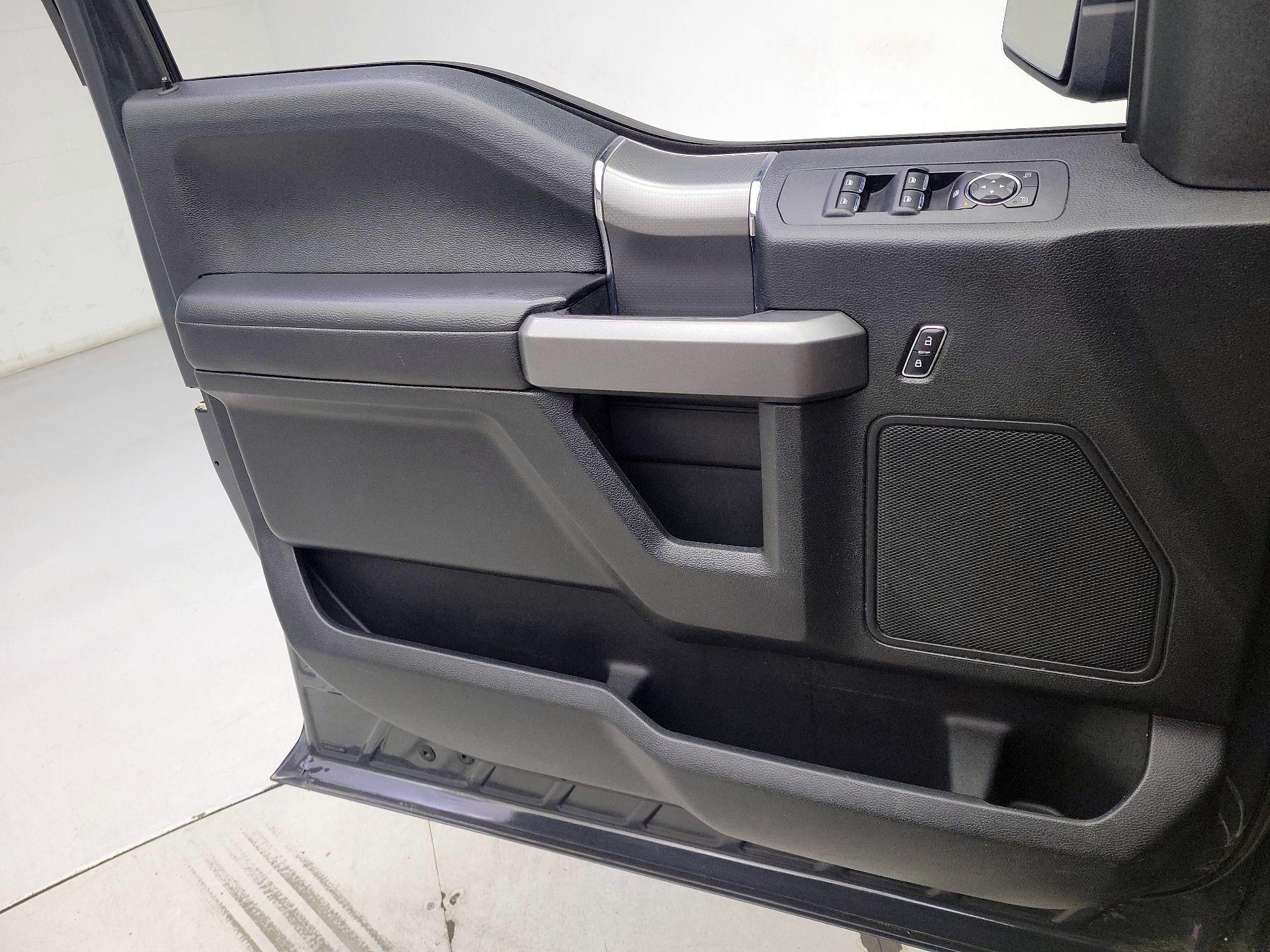 Thumbnail: 2016 Ford F-150 - 12