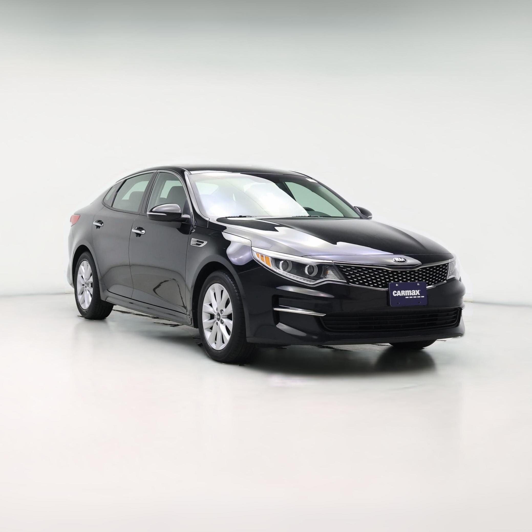 Thumbnail: 2017 Kia Optima - 1