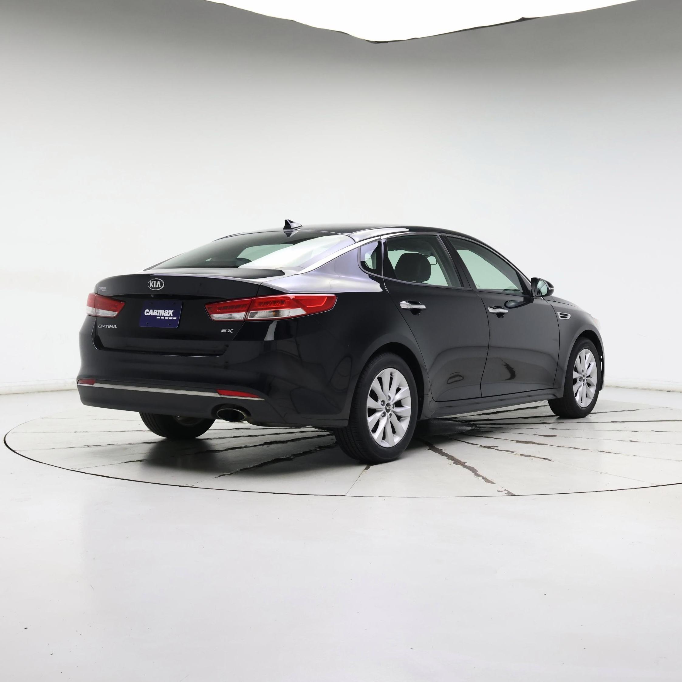 Thumbnail: 2017 Kia Optima - 8