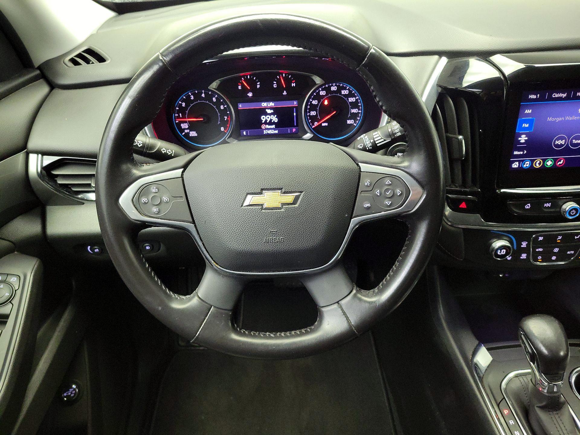 Thumbnail: 2021 Chevrolet Traverse - 10