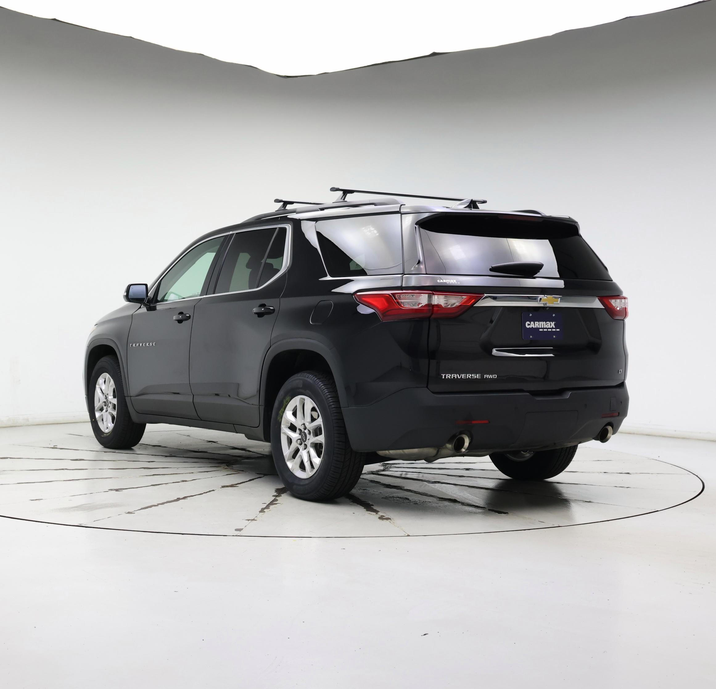 Thumbnail: 2021 Chevrolet Traverse - 2