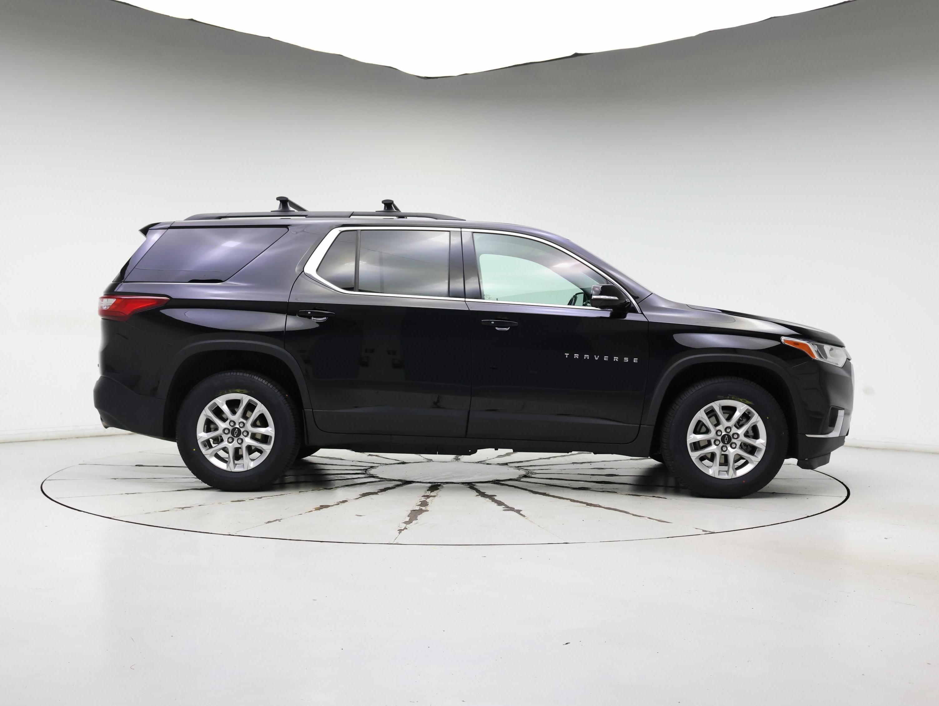 Thumbnail: 2021 Chevrolet Traverse - 7