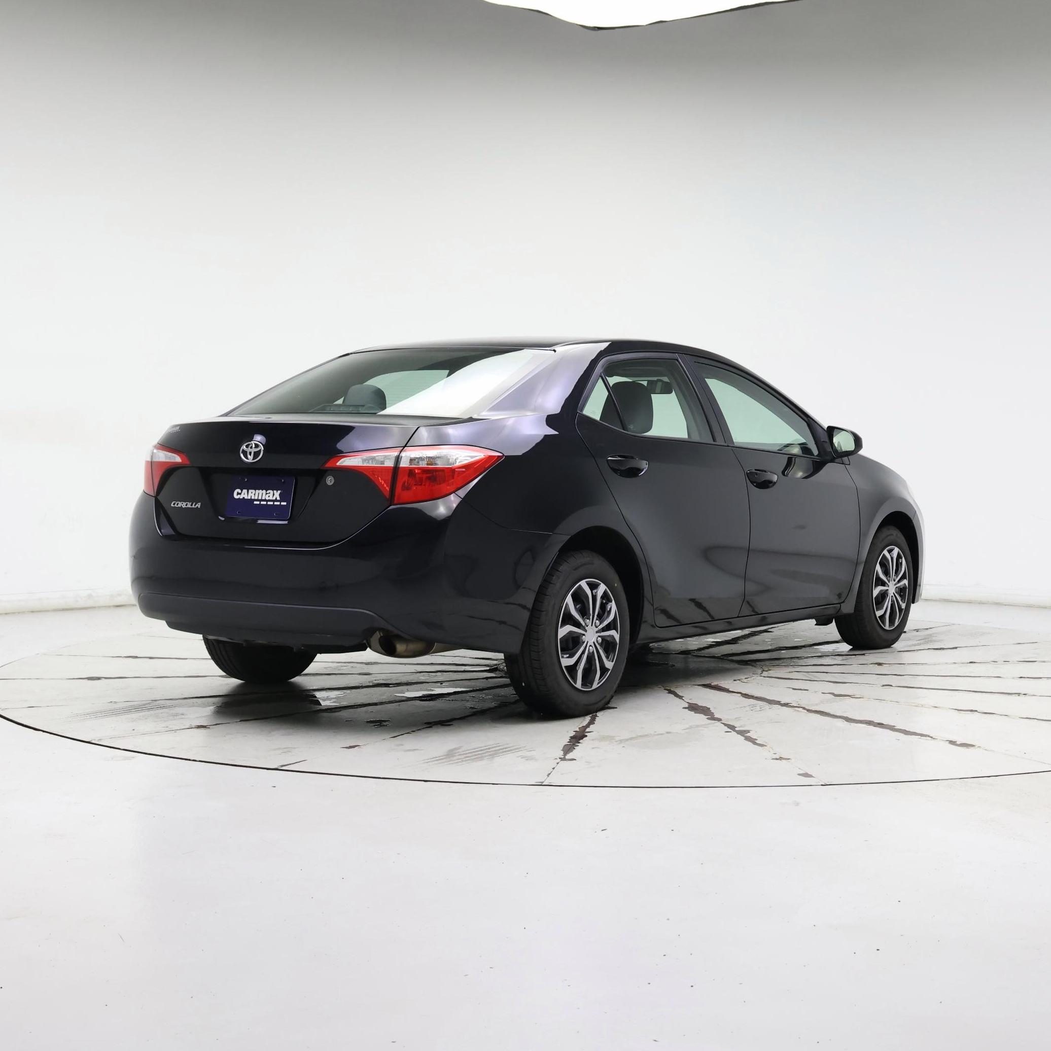 Thumbnail: 2015 Toyota Corolla - 8