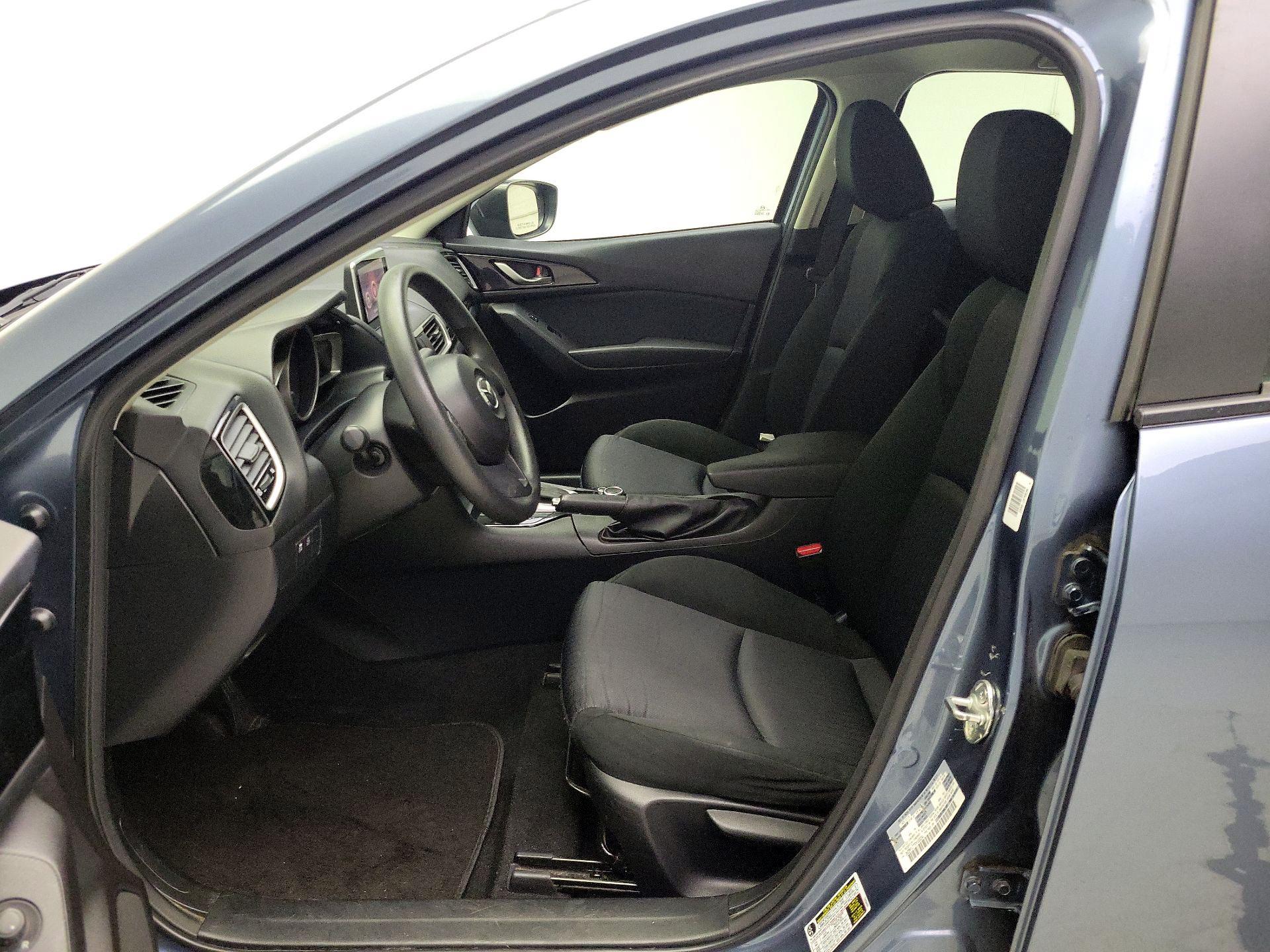 Thumbnail: 2015 Mazda Mazda3 - 11