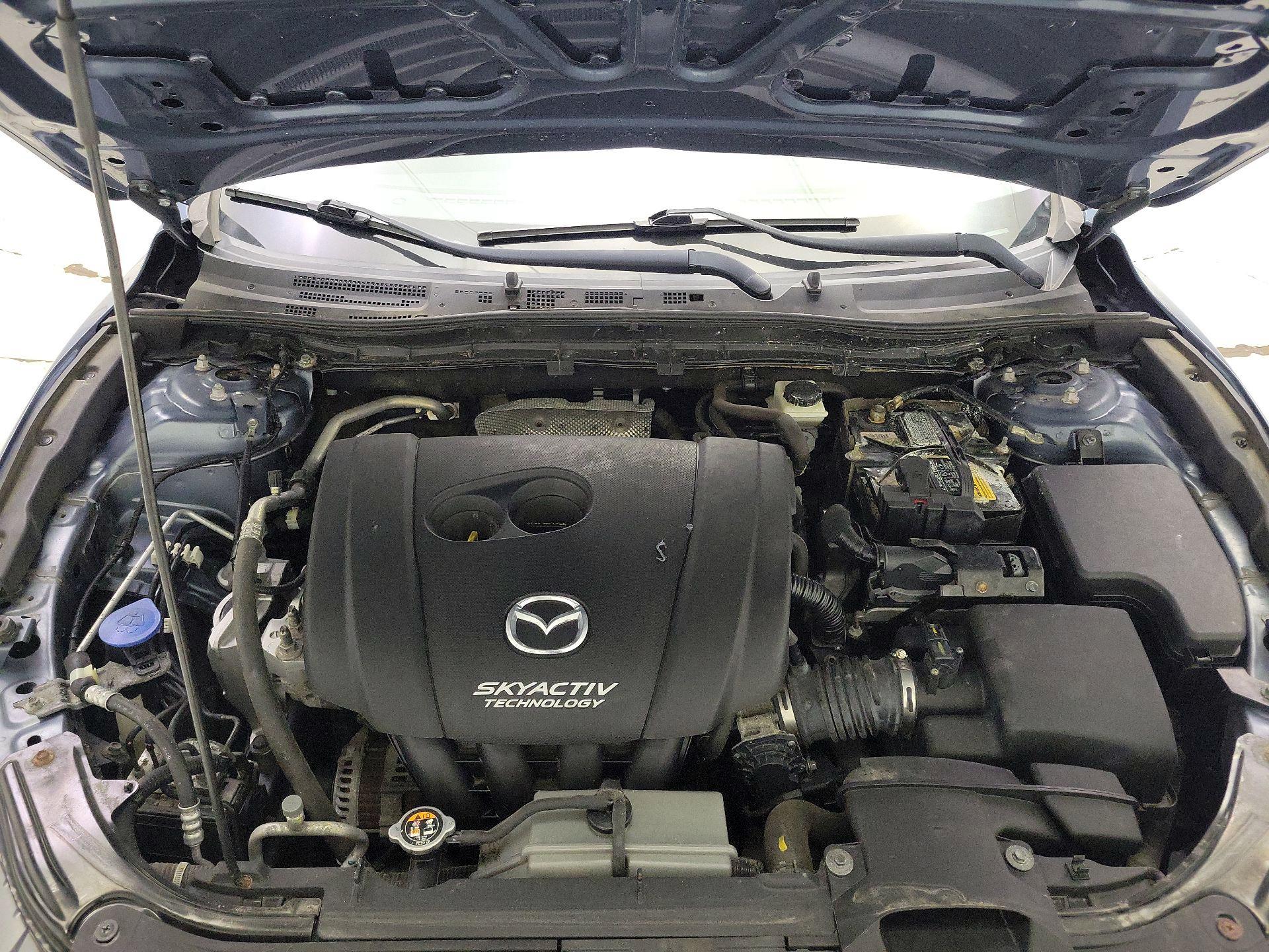 Thumbnail: 2015 Mazda Mazda3 - 20