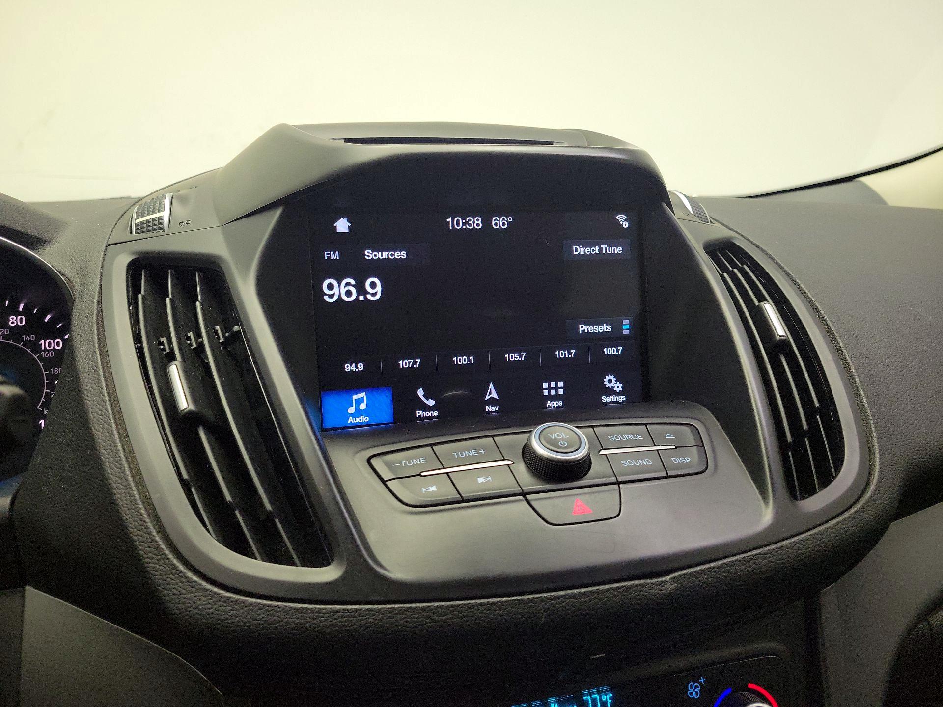 Thumbnail: 2018 Ford Escape - 16