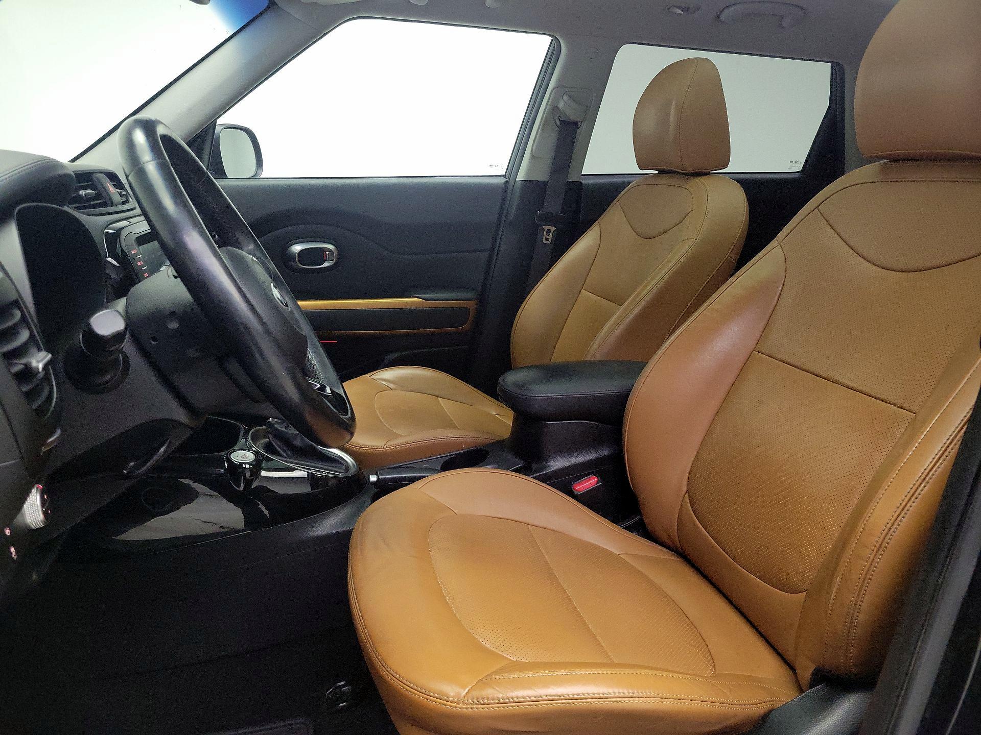 Thumbnail: 2016 Kia Soul - 11