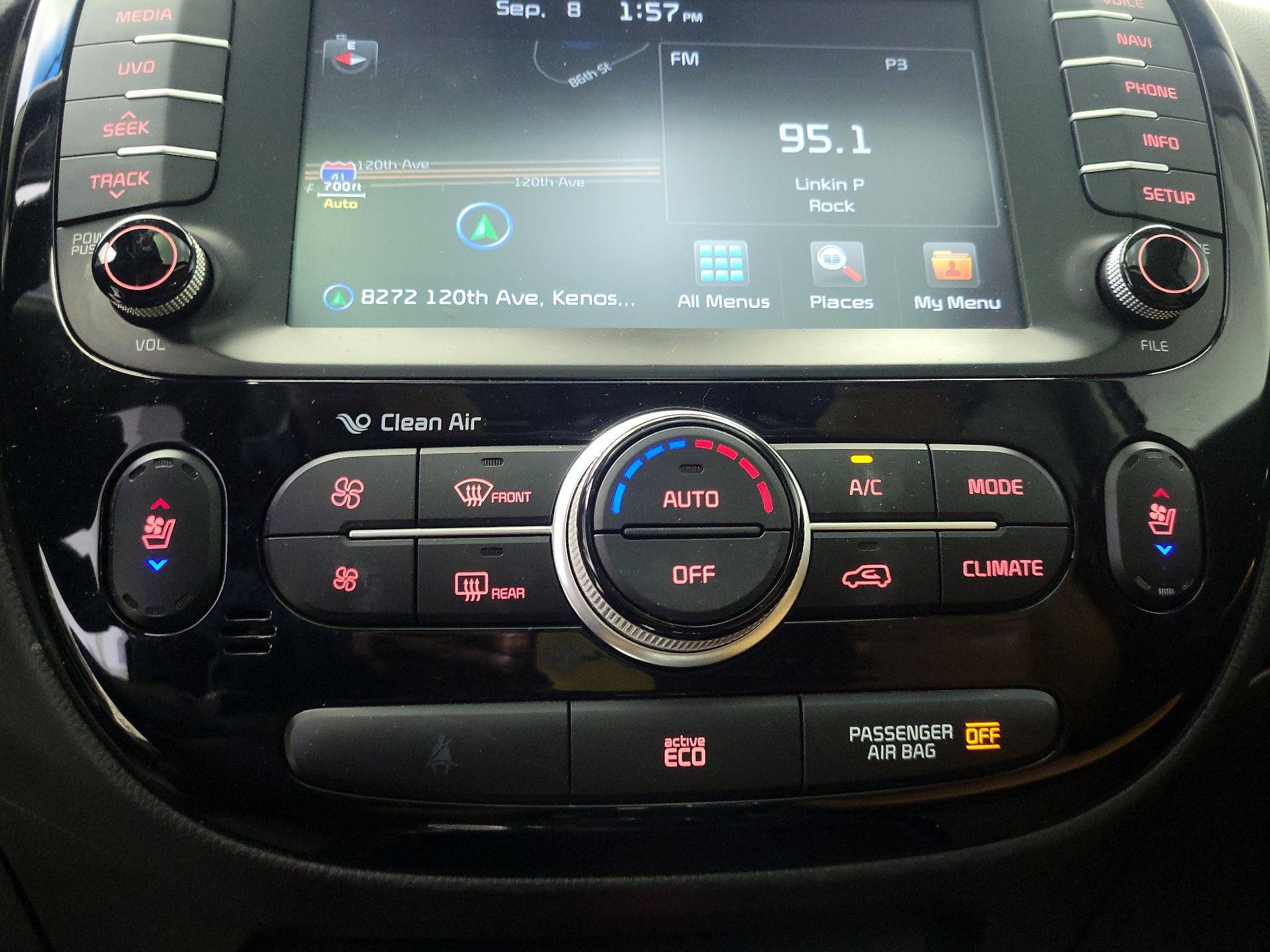 Thumbnail: 2016 Kia Soul - 16