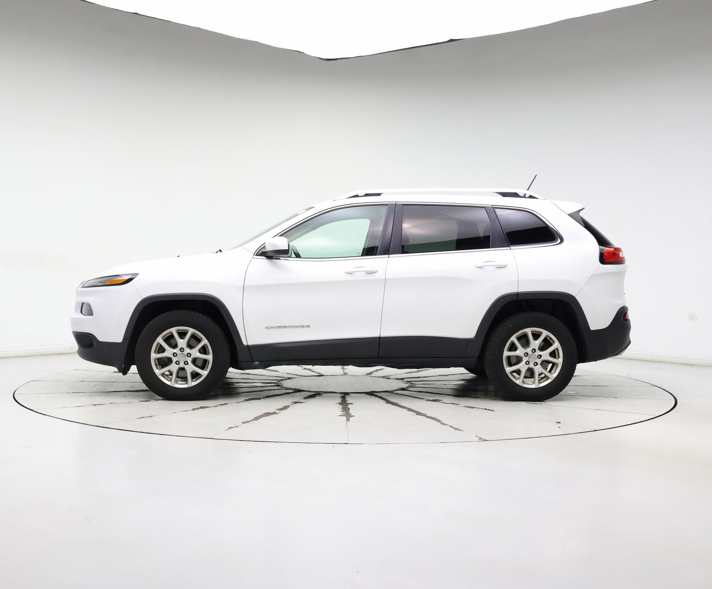 Thumbnail: 2015 Jeep Cherokee - 3