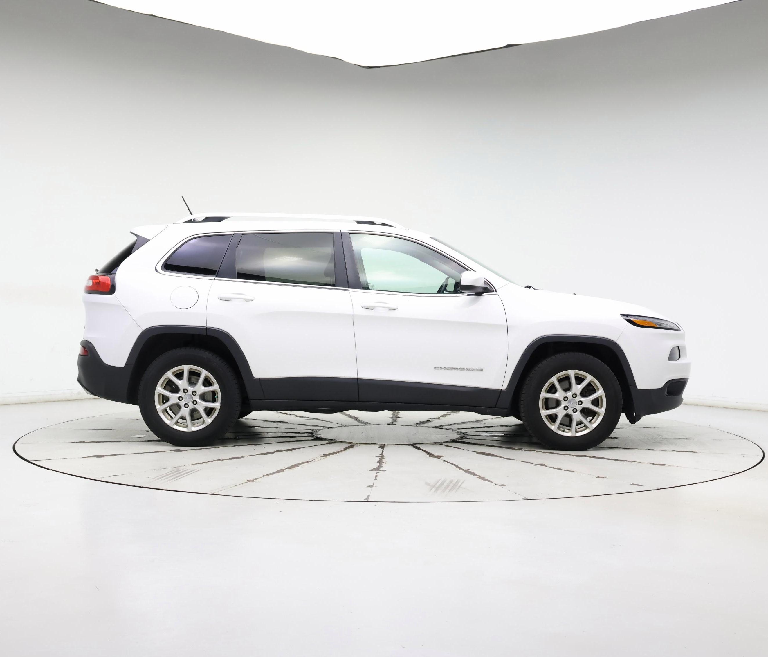Thumbnail: 2015 Jeep Cherokee - 7