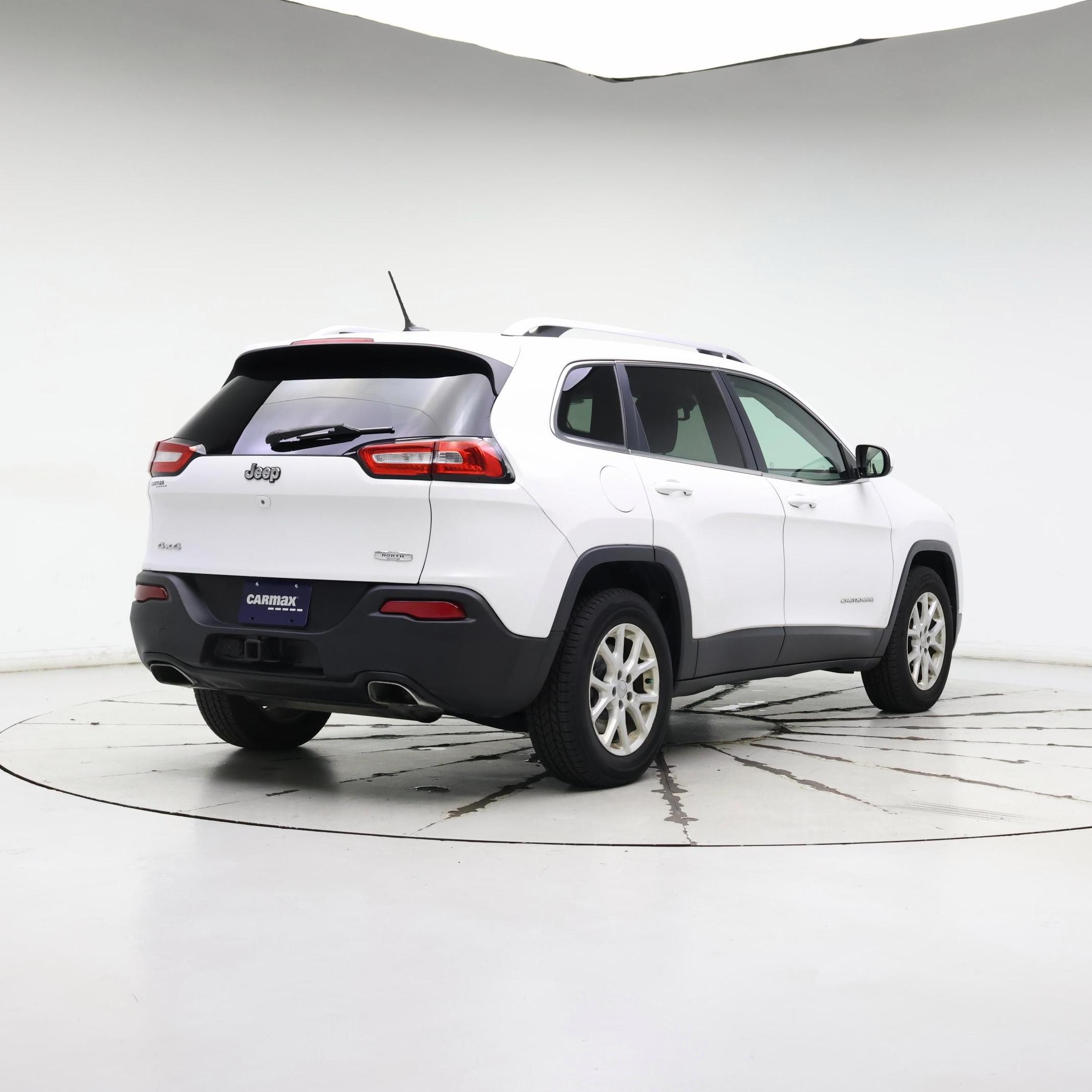 Thumbnail: 2015 Jeep Cherokee - 8