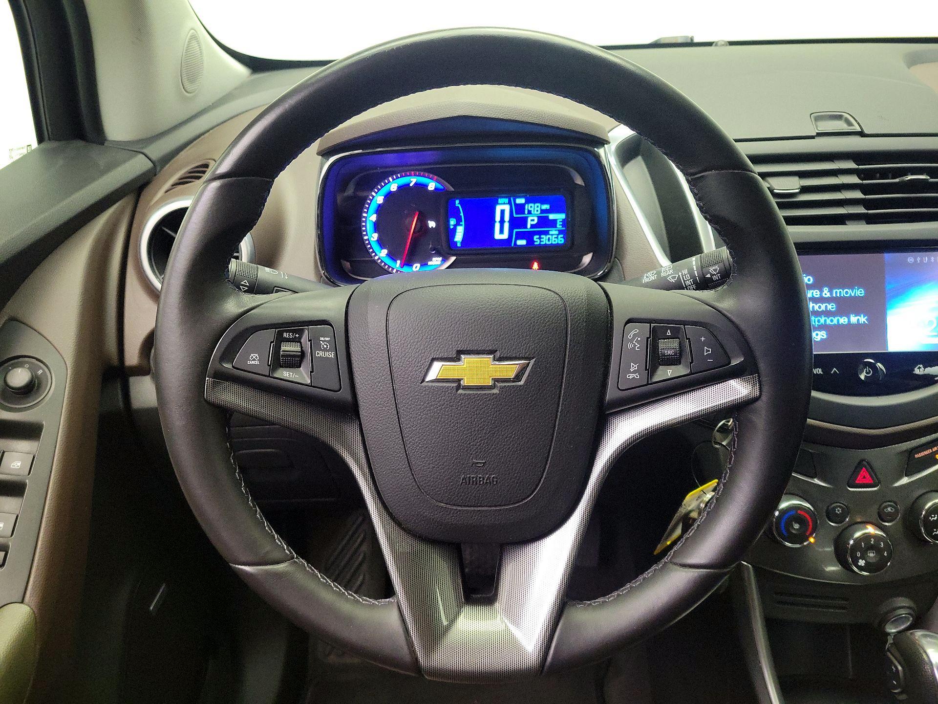 Thumbnail: 2016 Chevrolet Trax - 10