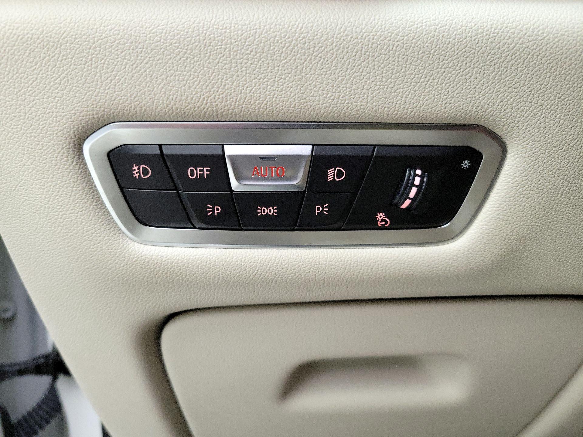Thumbnail: 2021 BMW X5 - 13