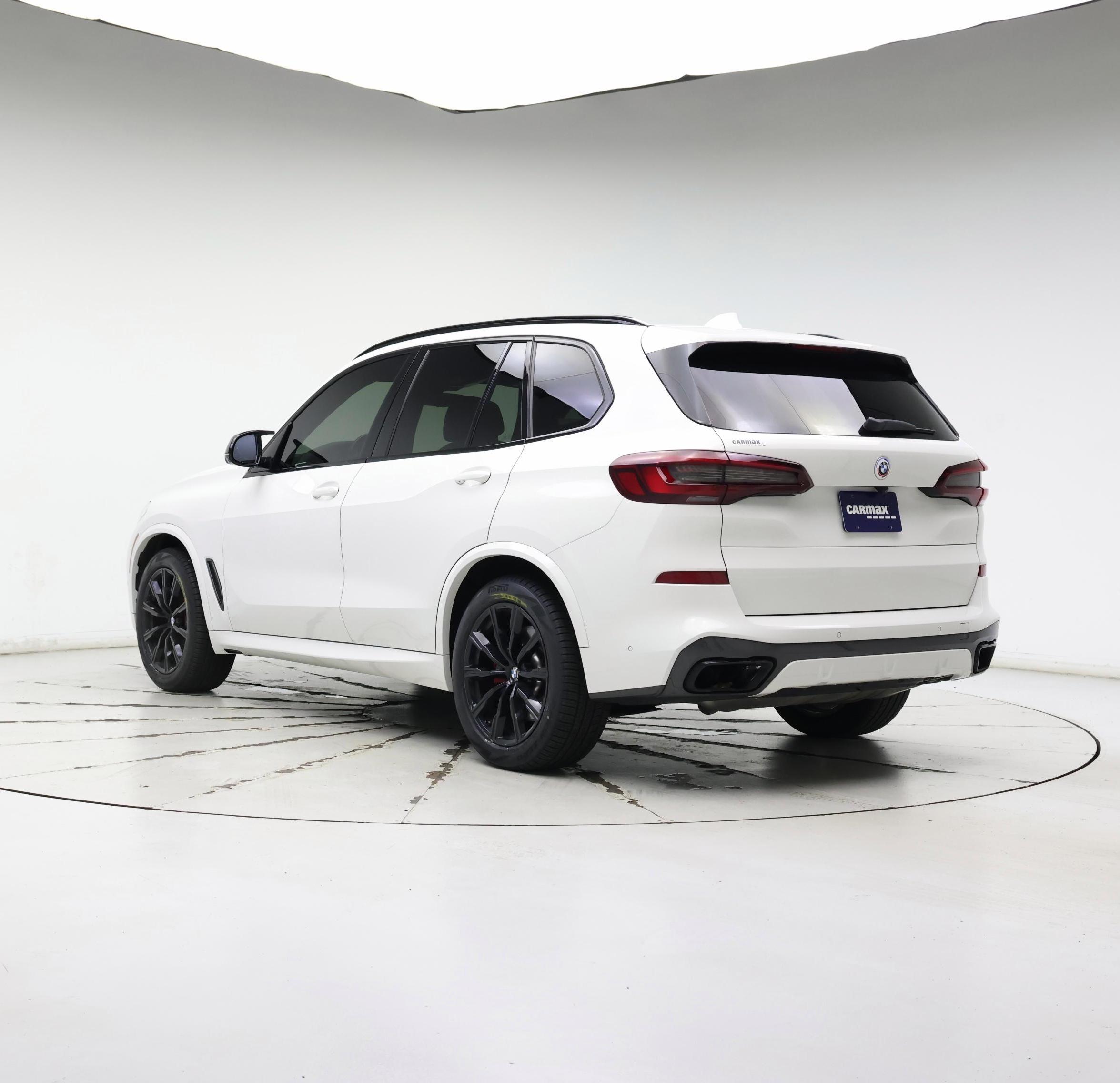 Thumbnail: 2021 BMW X5 - 2