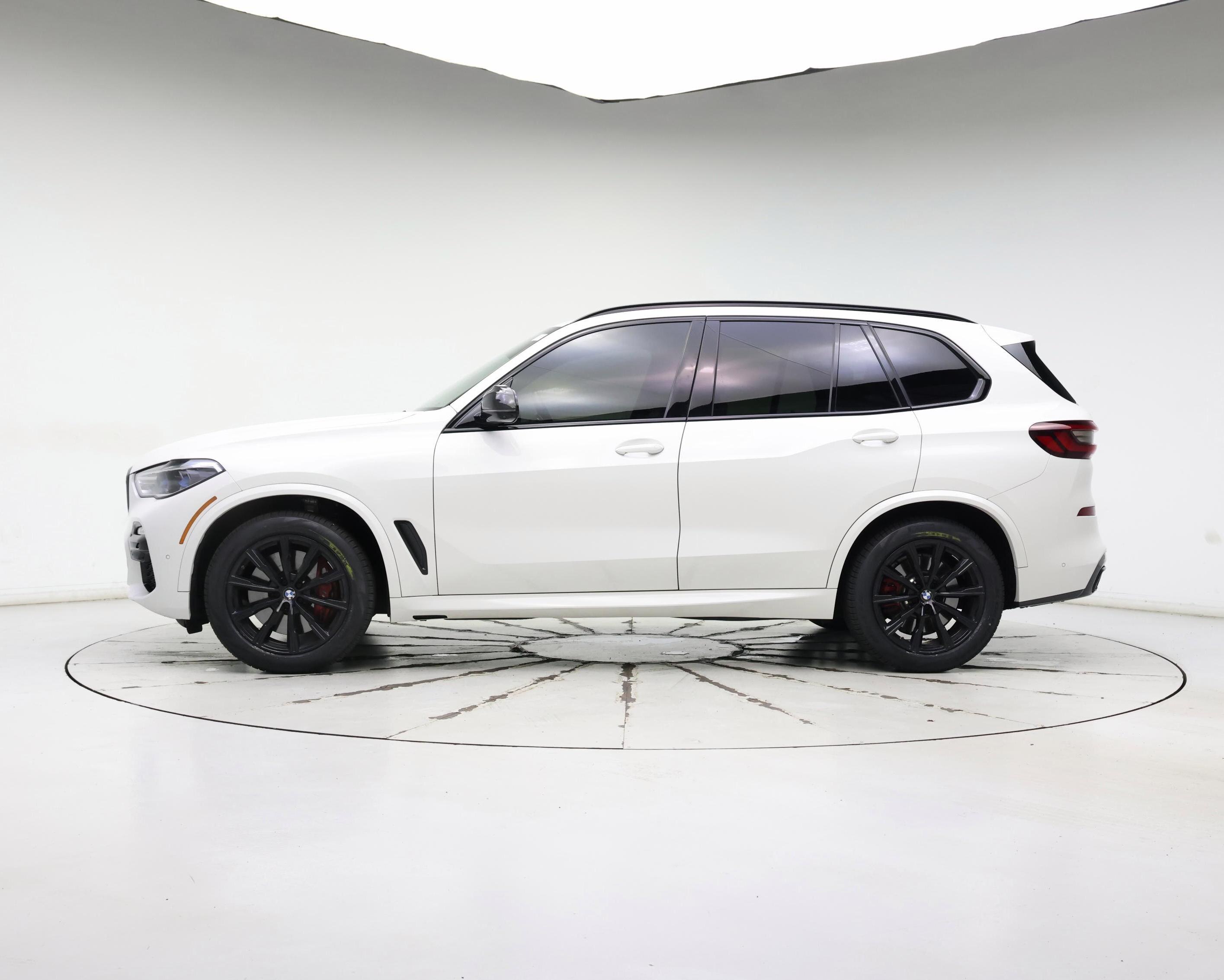 Thumbnail: 2021 BMW X5 - 3