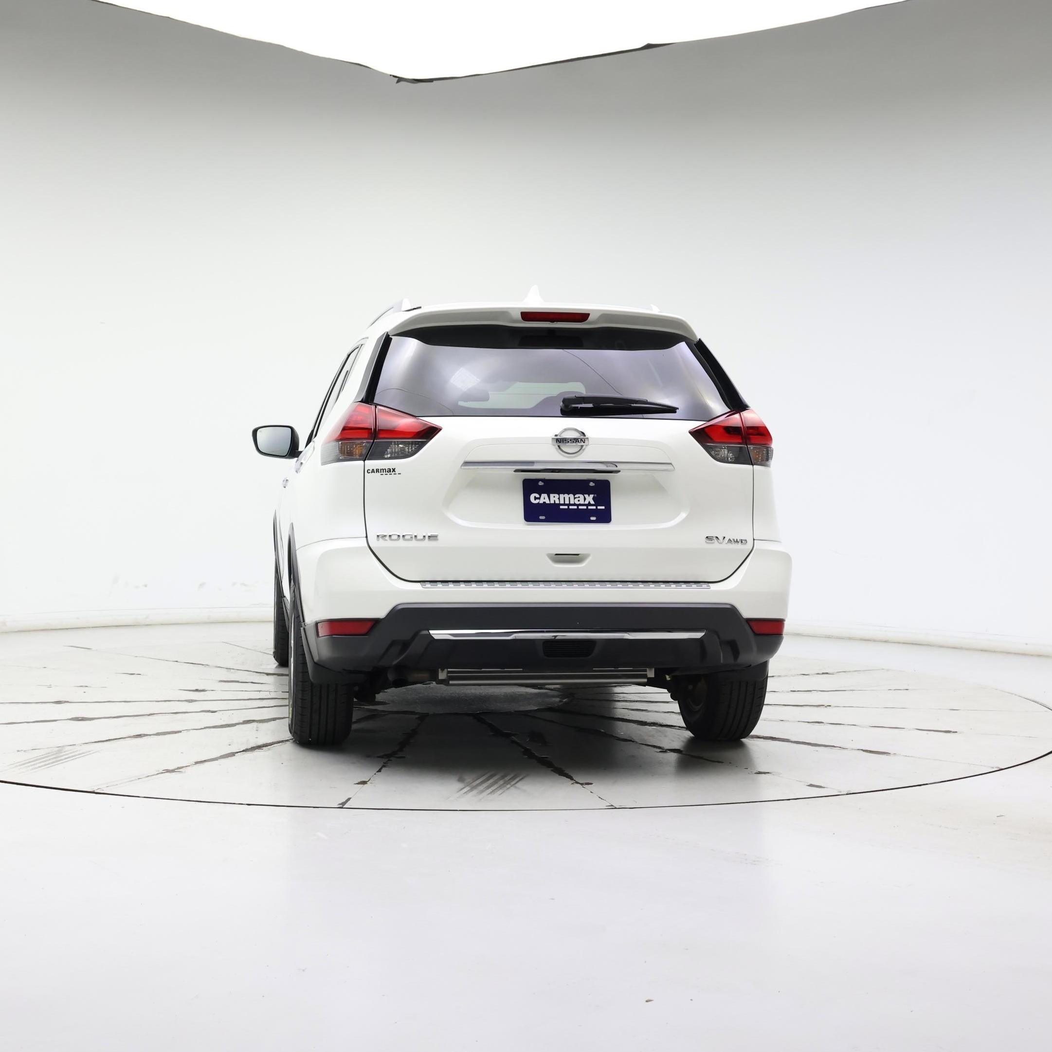 Thumbnail: 2017 Nissan Rogue - 6