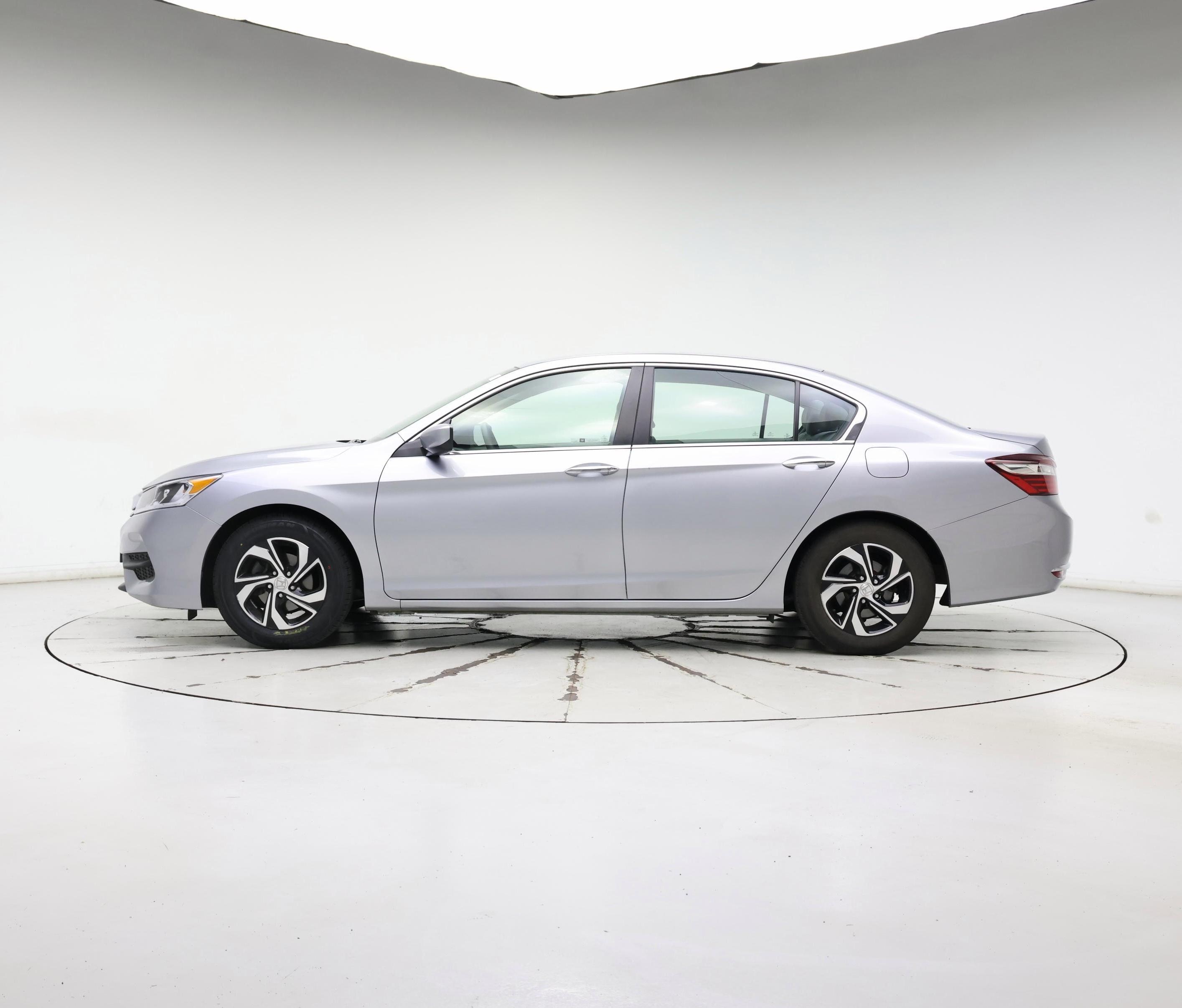 Thumbnail: 2017 Honda Accord - 3
