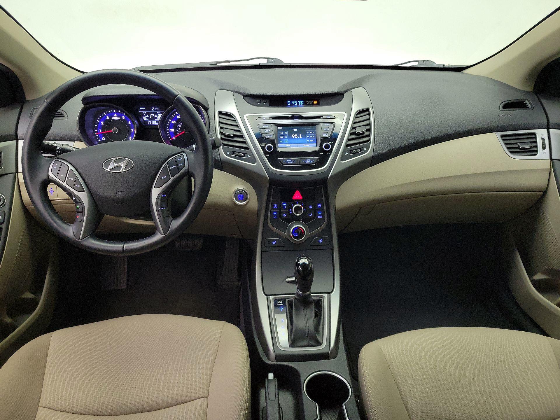 Thumbnail: 2016 Hyundai Elantra - 9