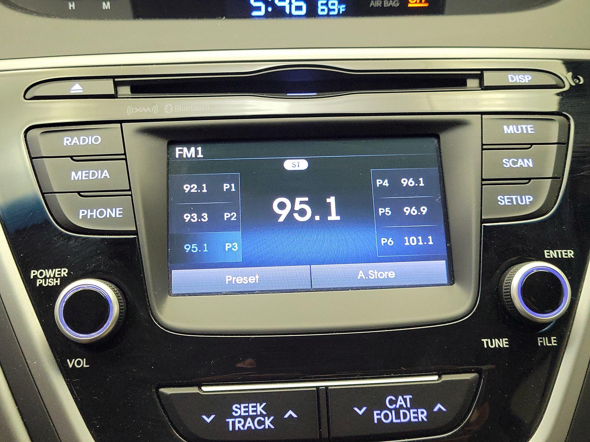 Thumbnail: 2016 Hyundai Elantra - 15