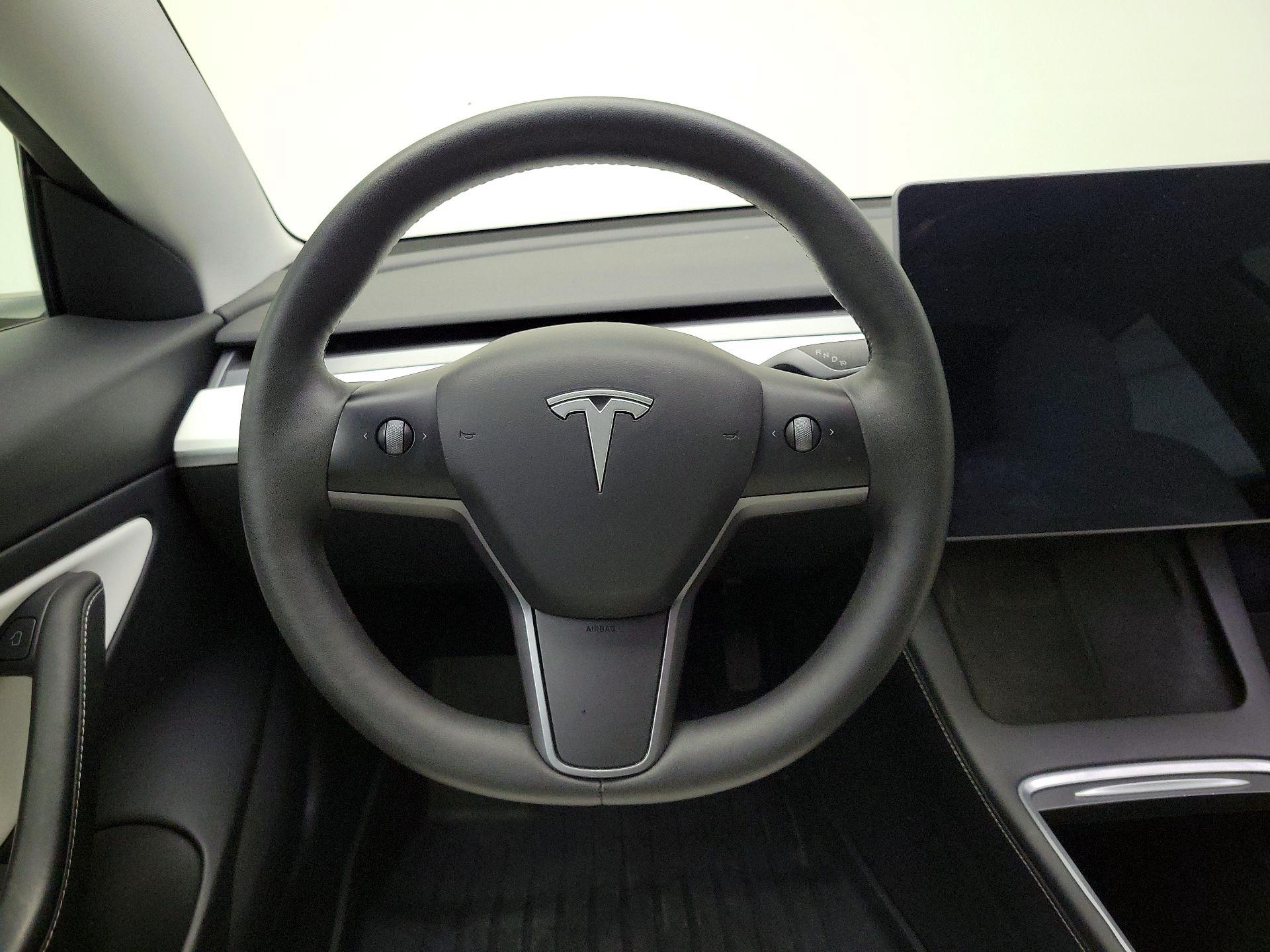 Thumbnail: 2021 Tesla Model 3 - 10