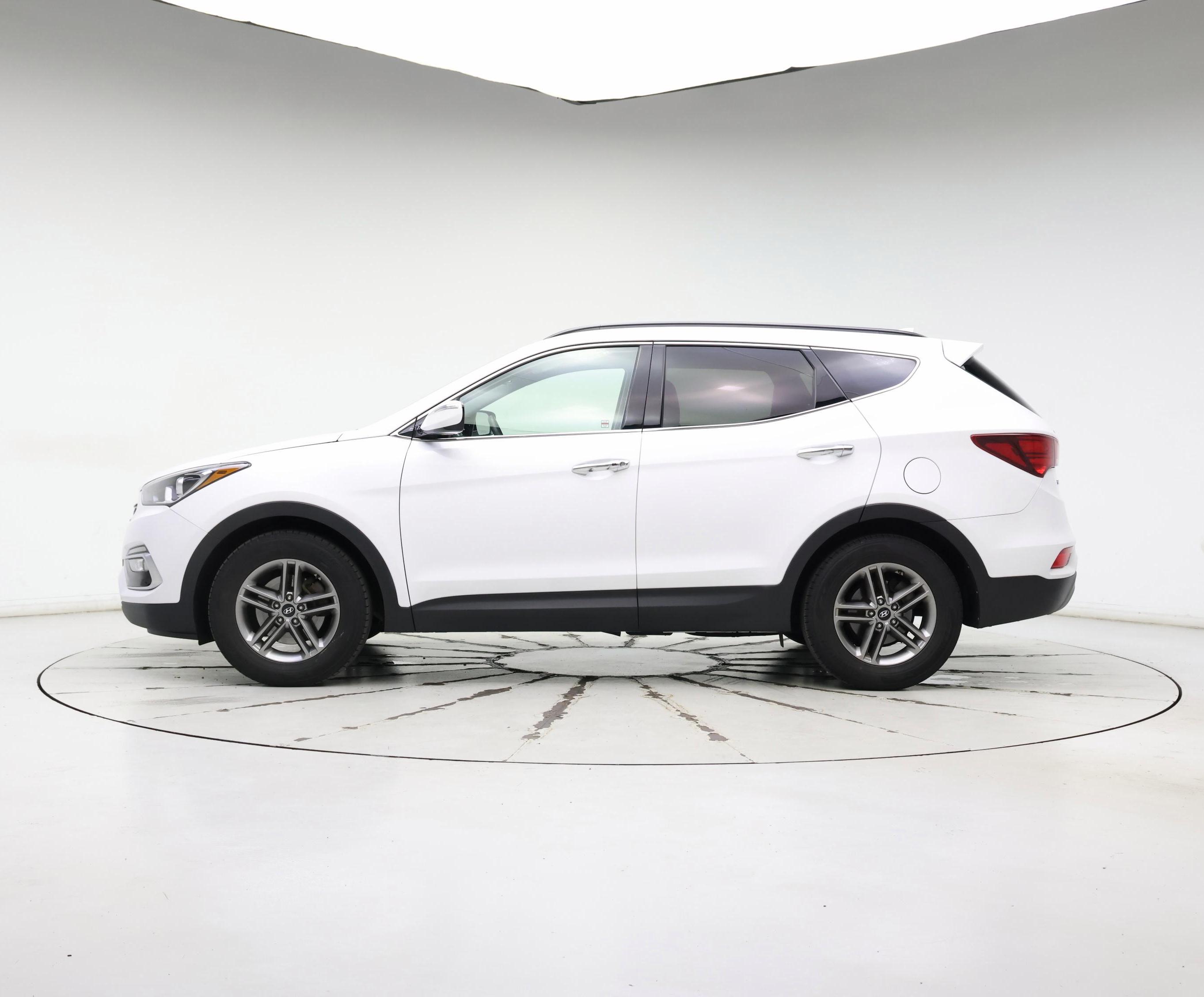 Thumbnail: 2018 Hyundai Santa Fe - 3