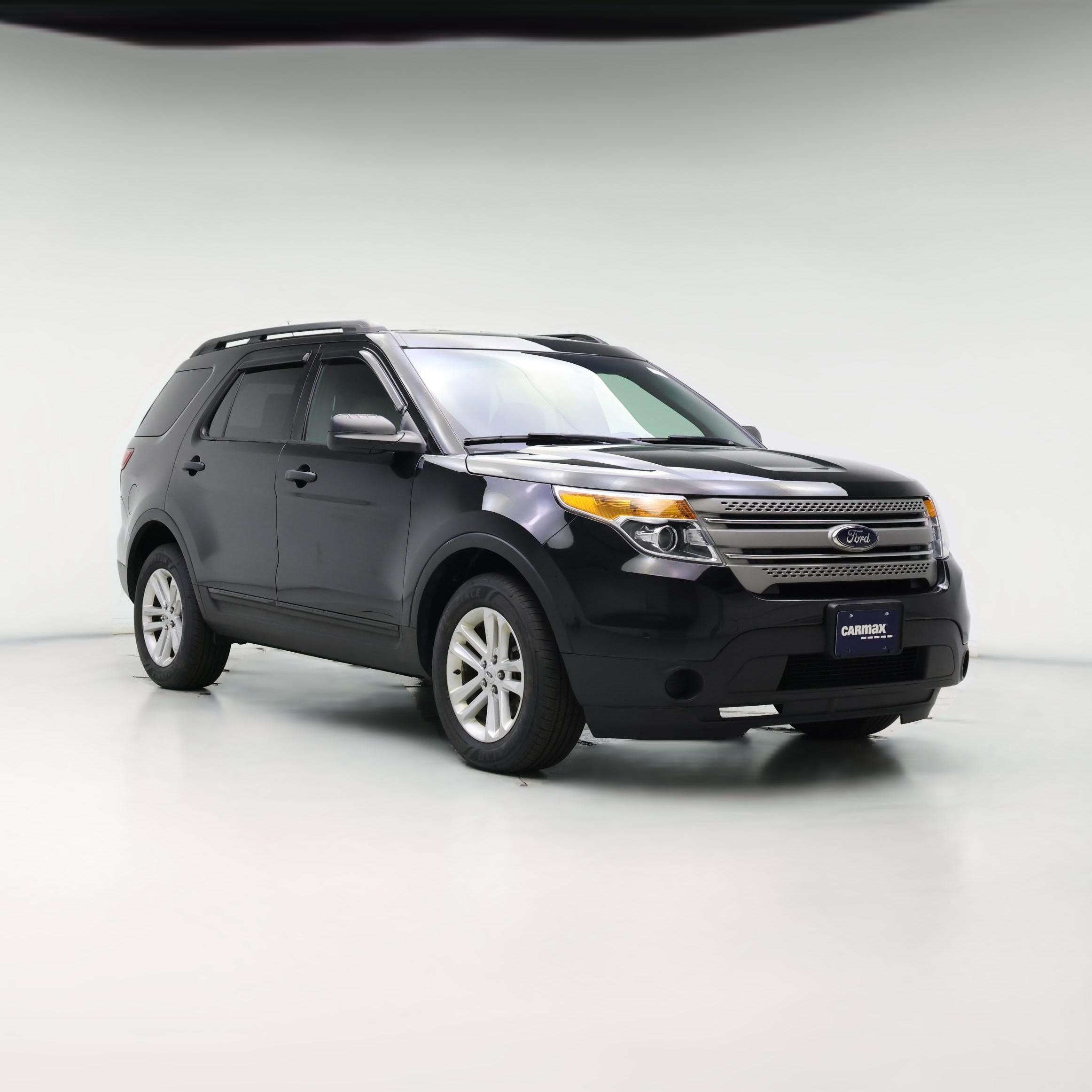 Thumbnail: 2015 Ford Explorer - 1
