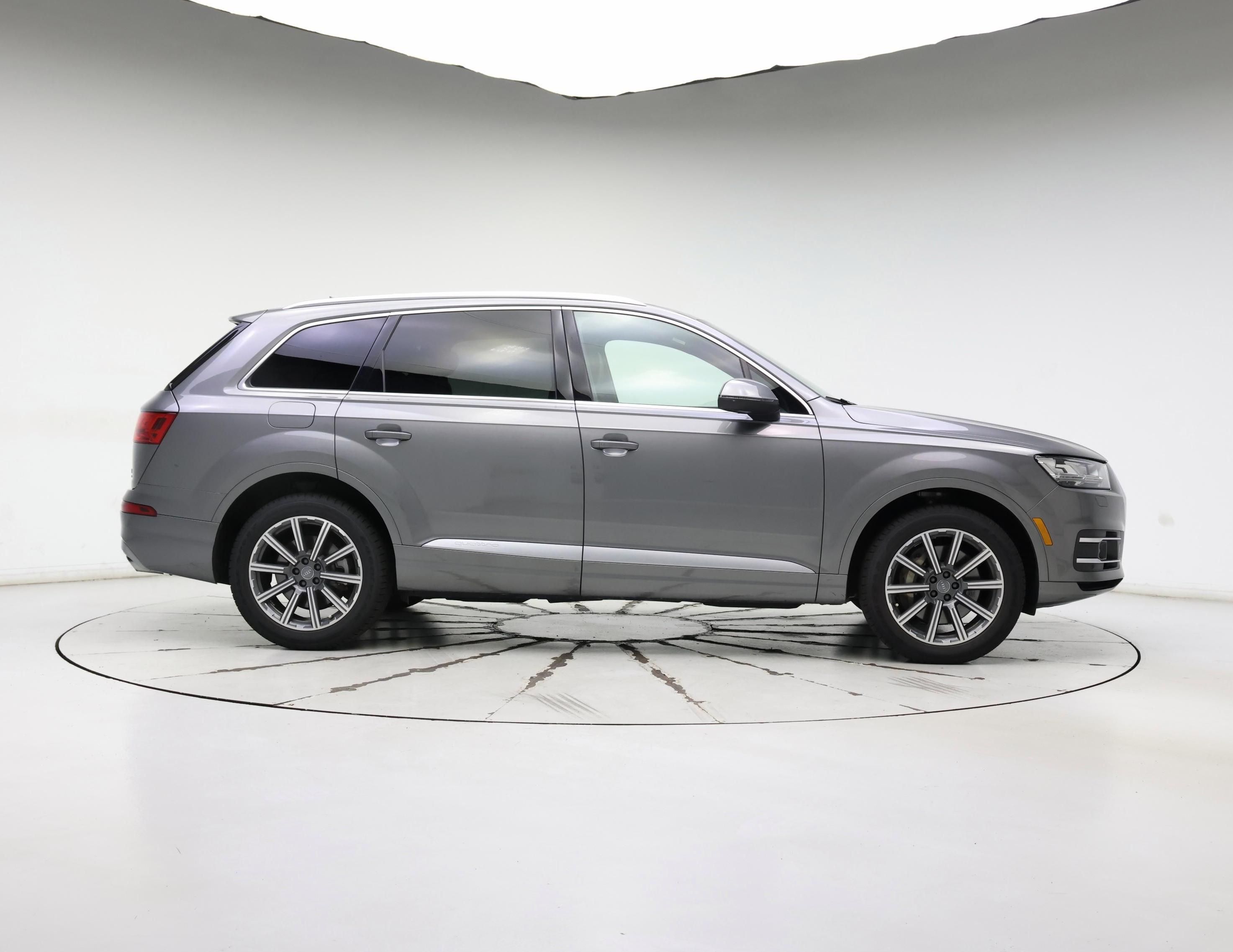 Thumbnail: 2018 Audi Q7 - 7