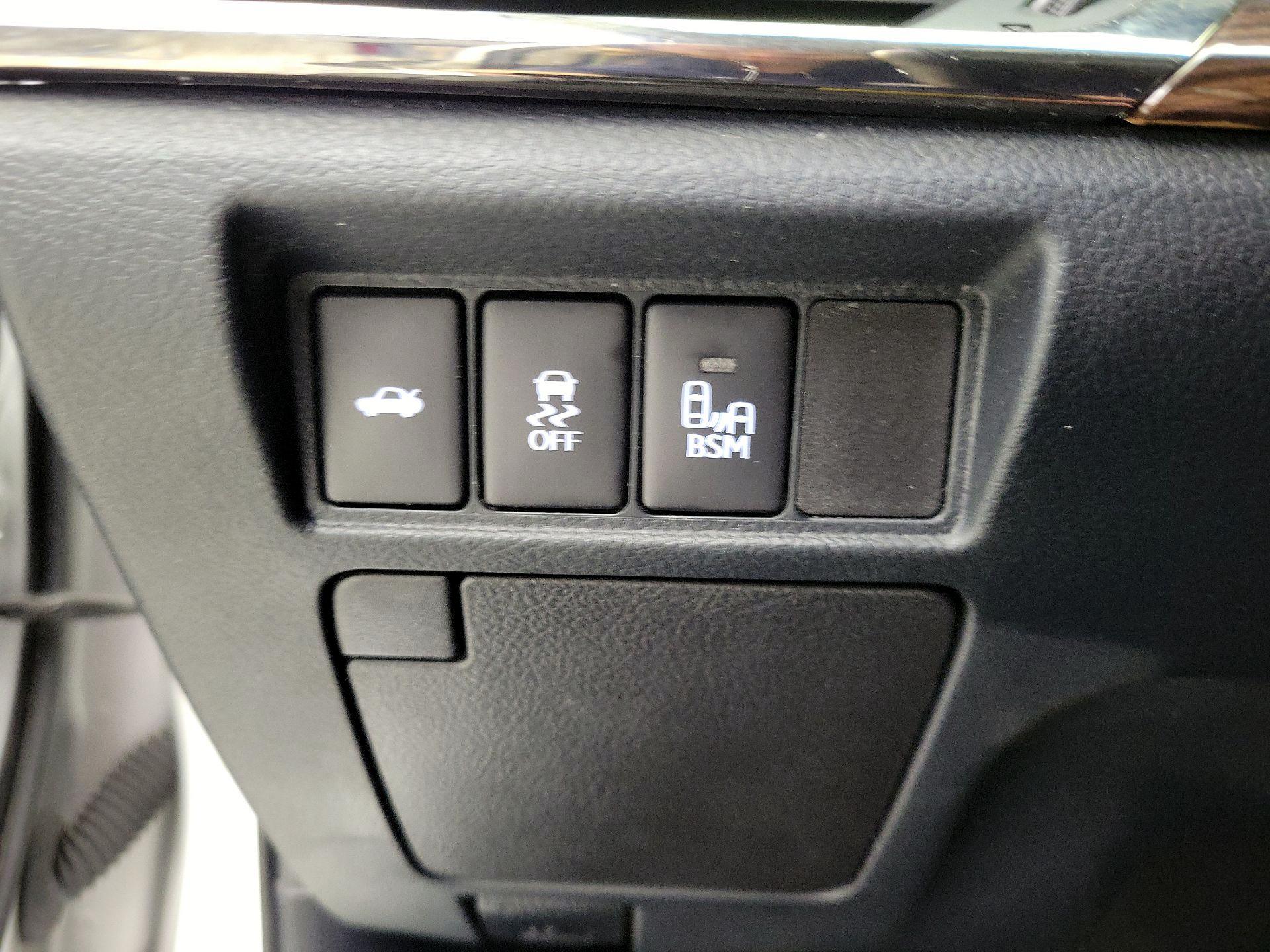 Thumbnail: 2014 Toyota Avalon - 13
