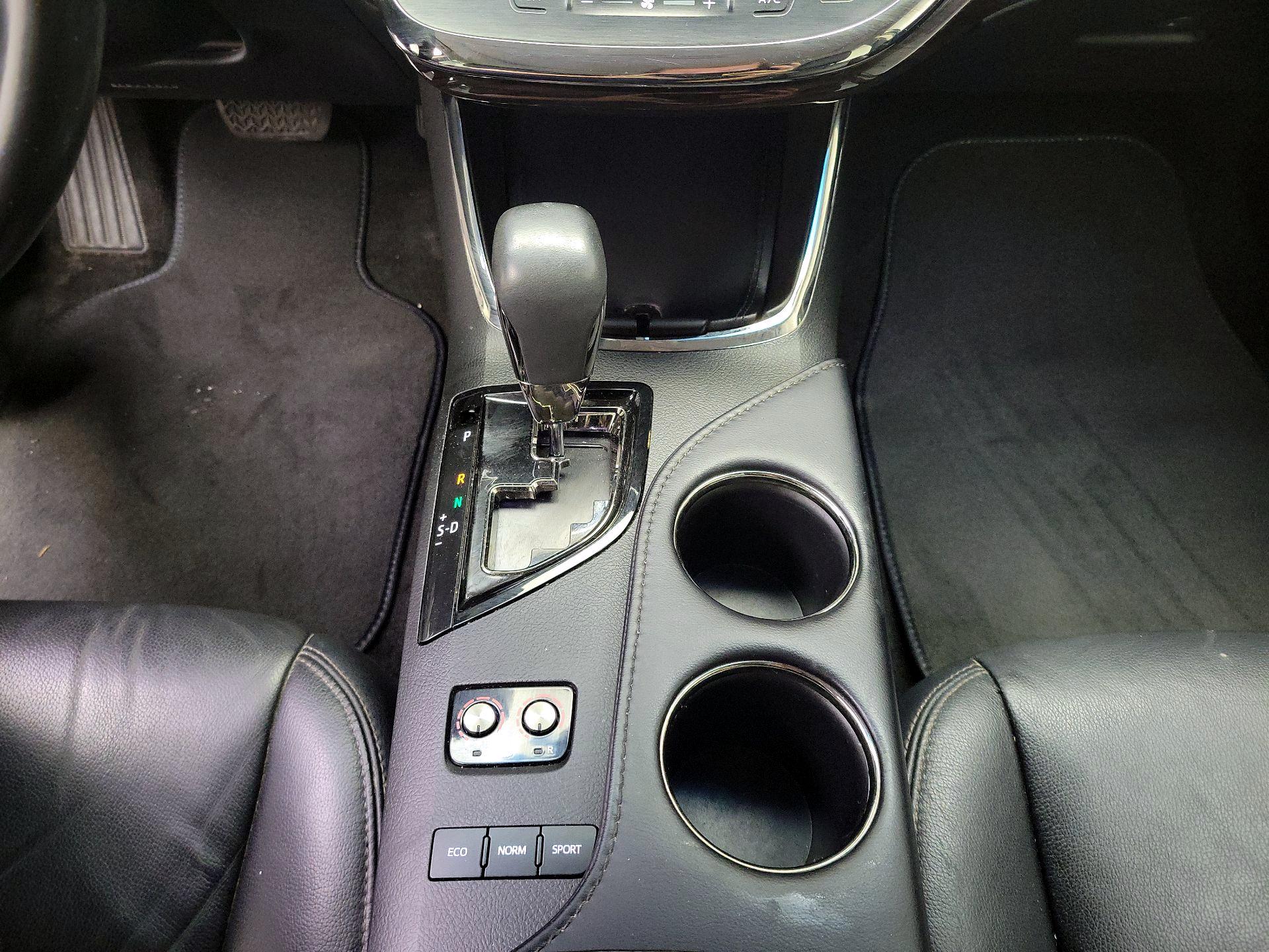 Thumbnail: 2014 Toyota Avalon - 17