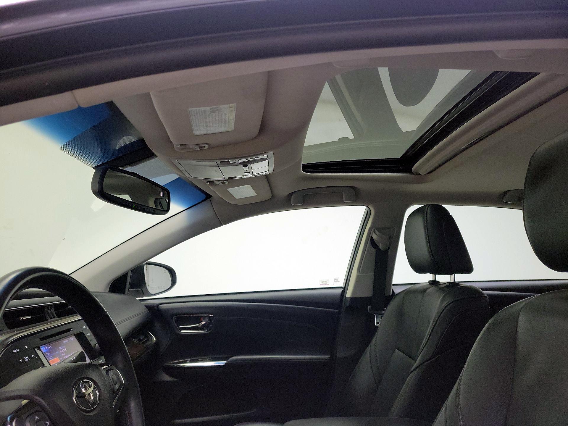 Thumbnail: 2014 Toyota Avalon - 19