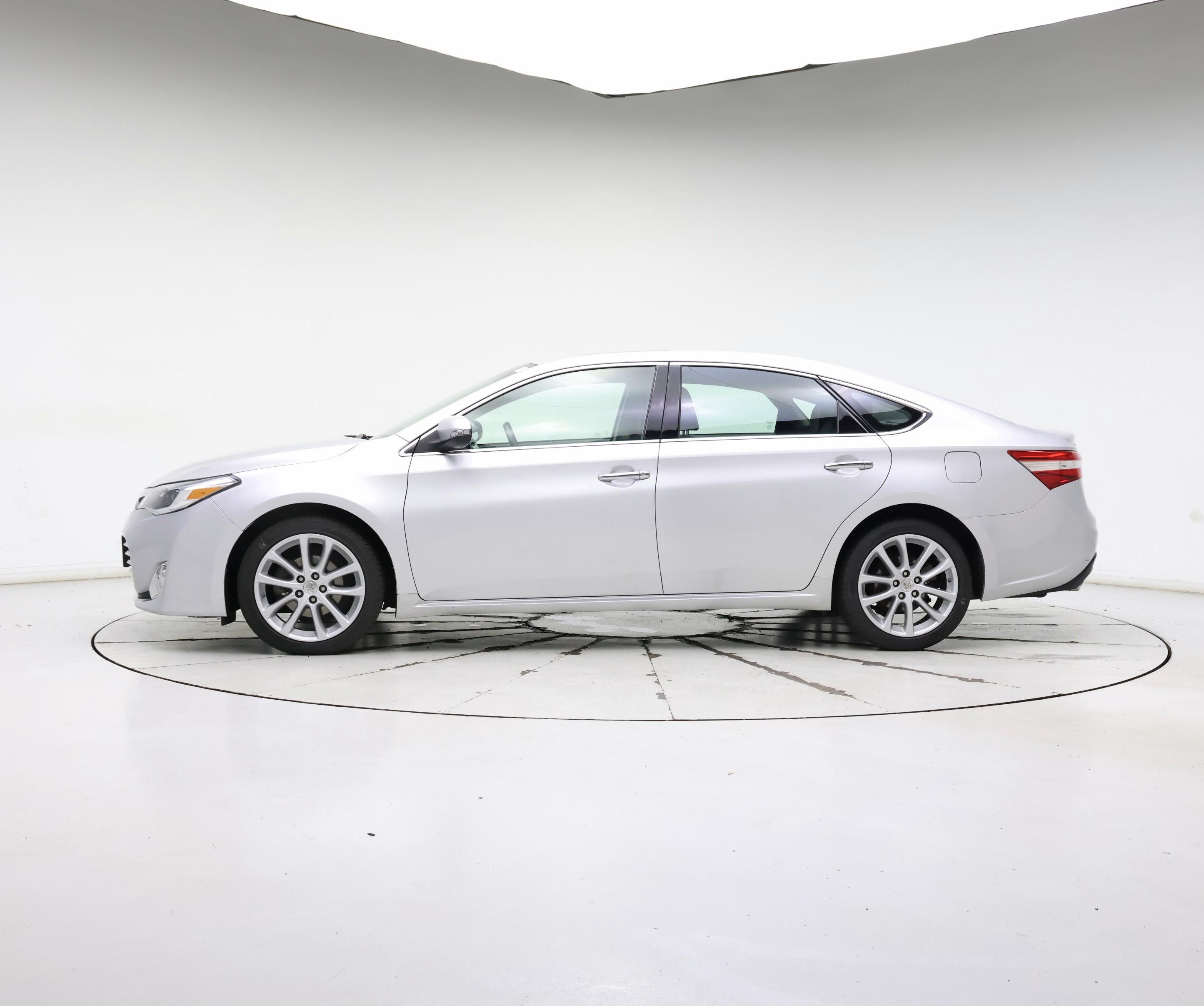 Thumbnail: 2014 Toyota Avalon - 3