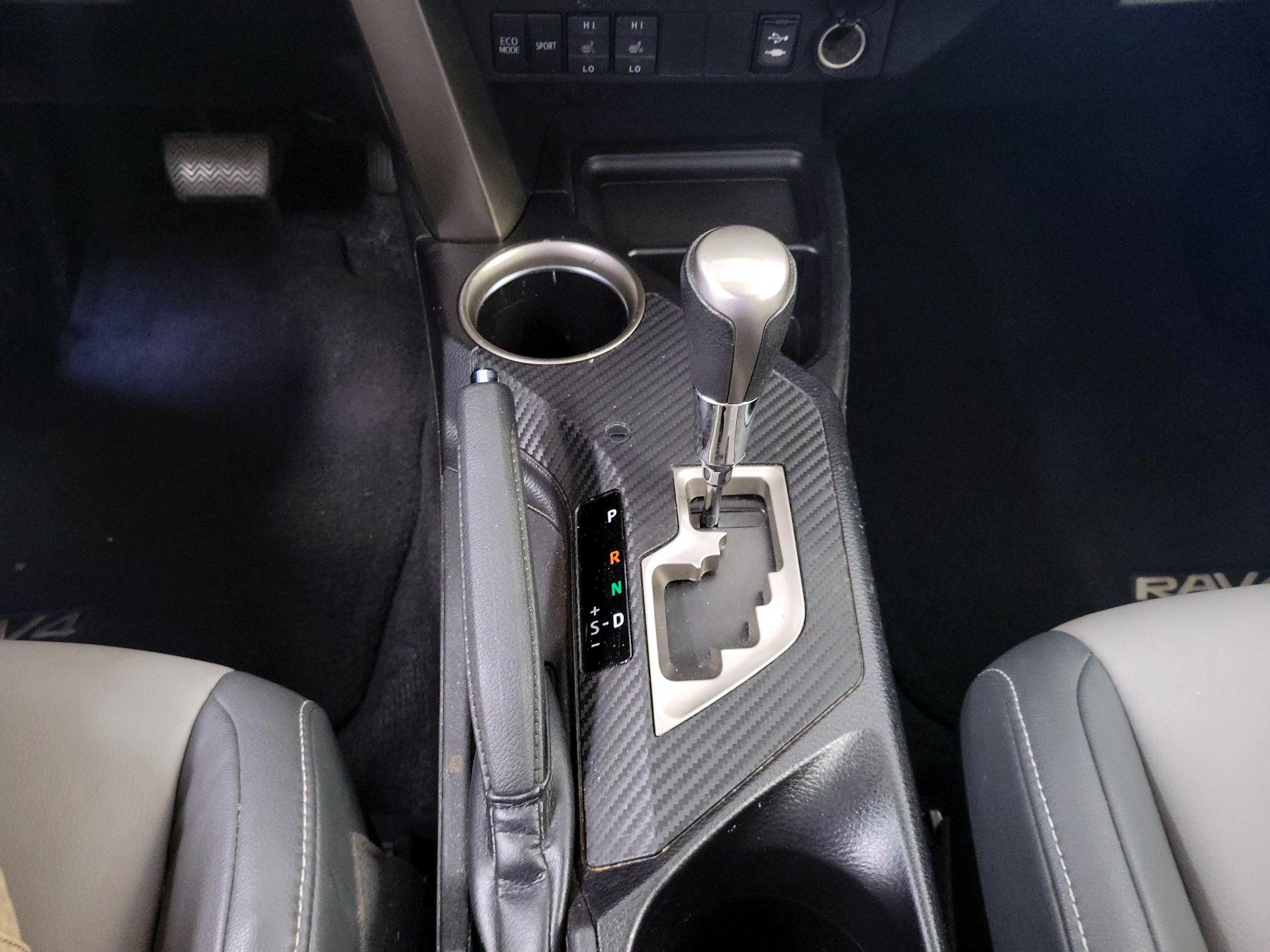 Thumbnail: 2014 Toyota RAV4 - 17