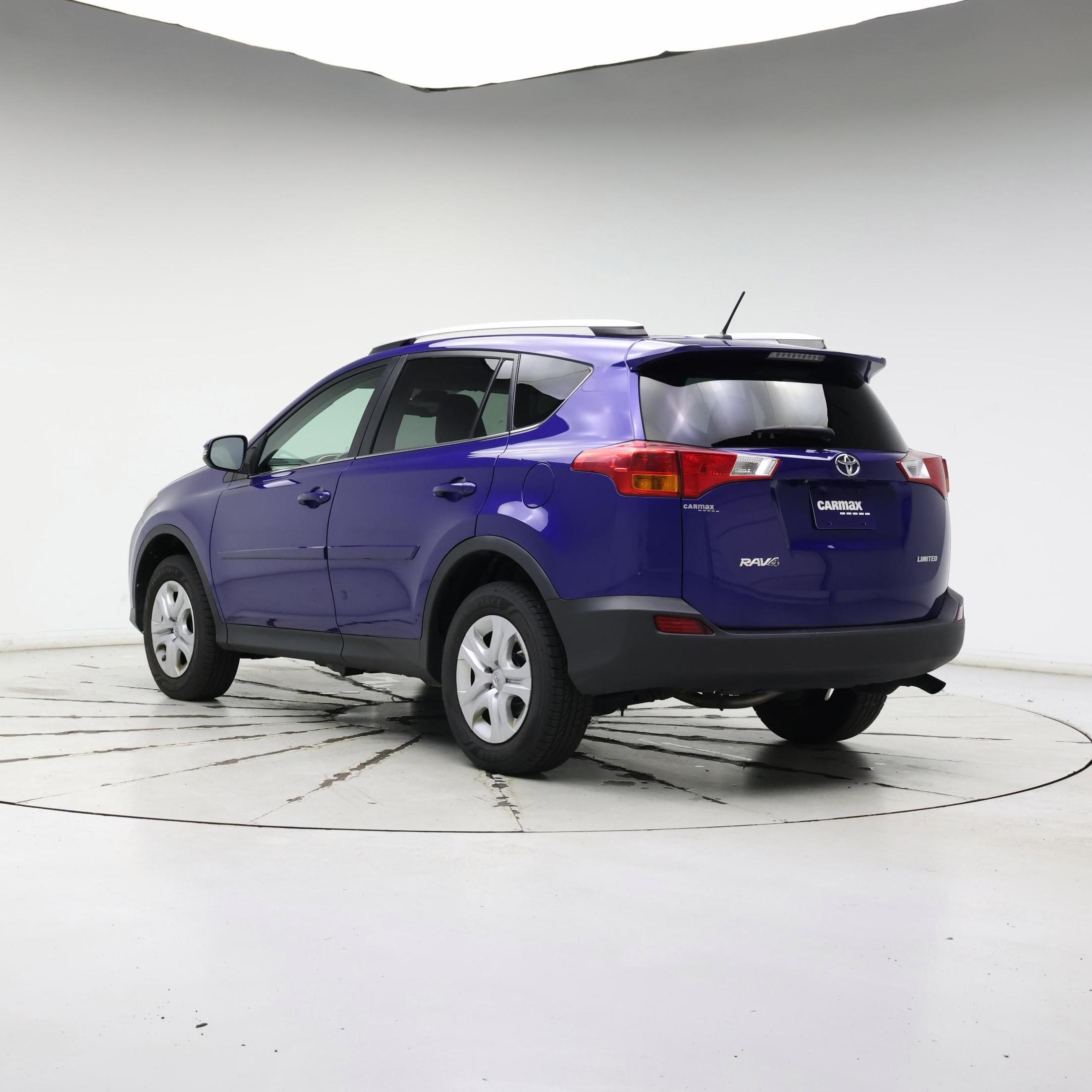Thumbnail: 2014 Toyota RAV4 - 2