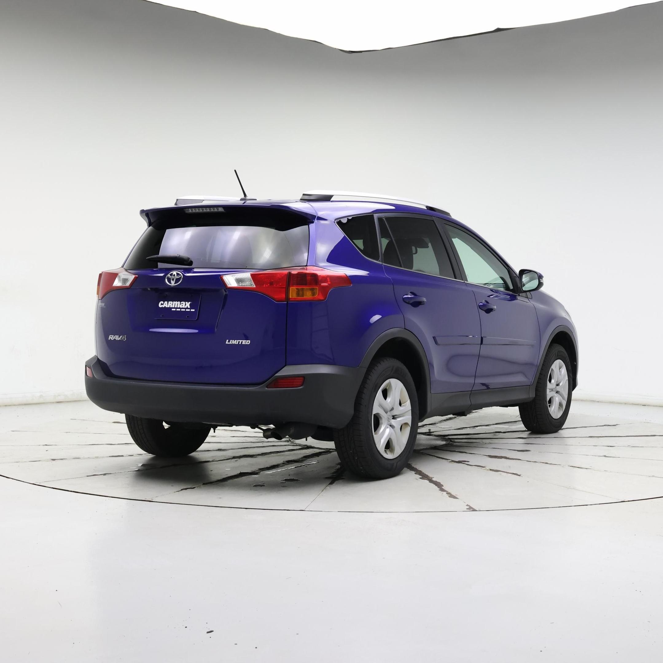 Thumbnail: 2014 Toyota RAV4 - 8