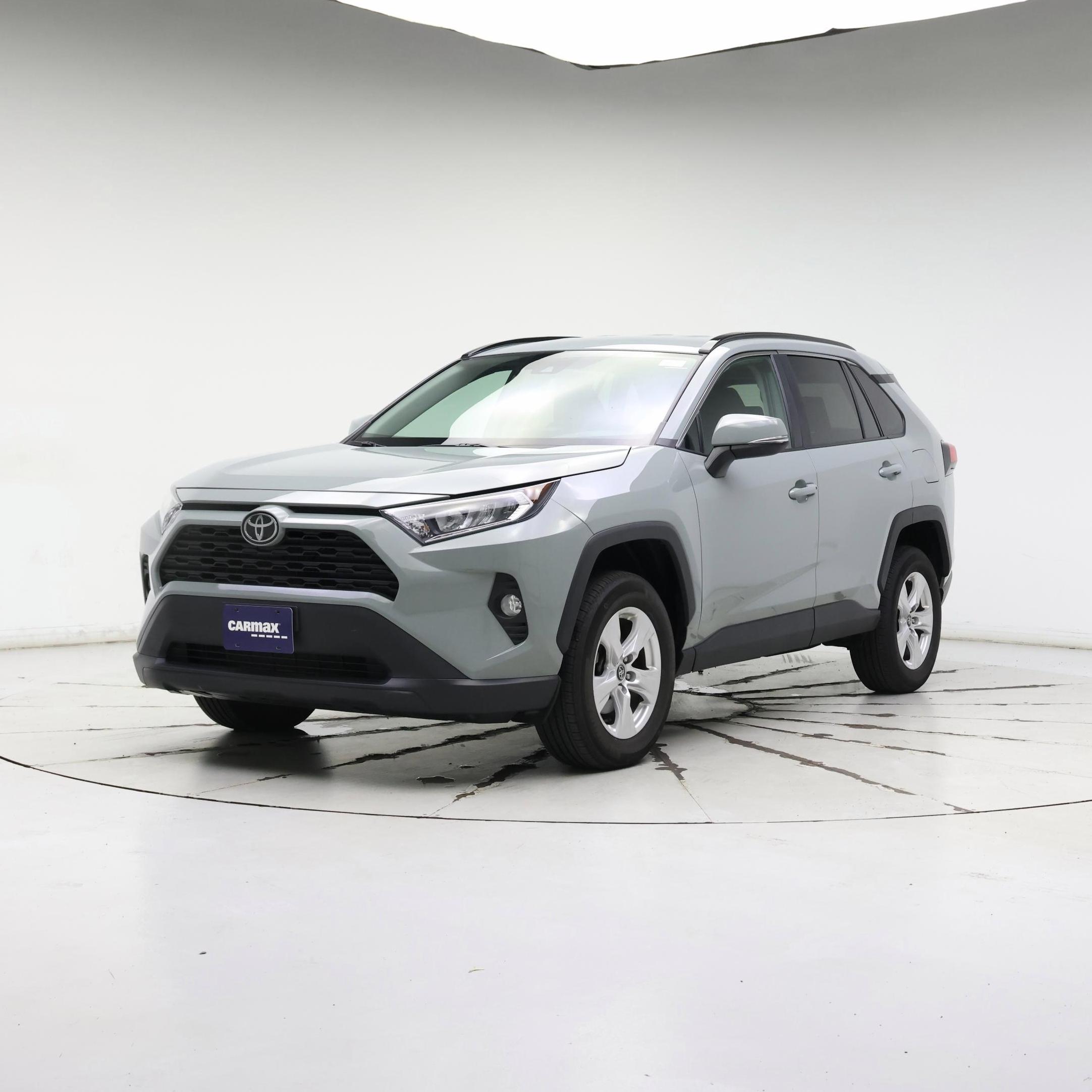 Thumbnail: 2021 Toyota RAV4 - 4