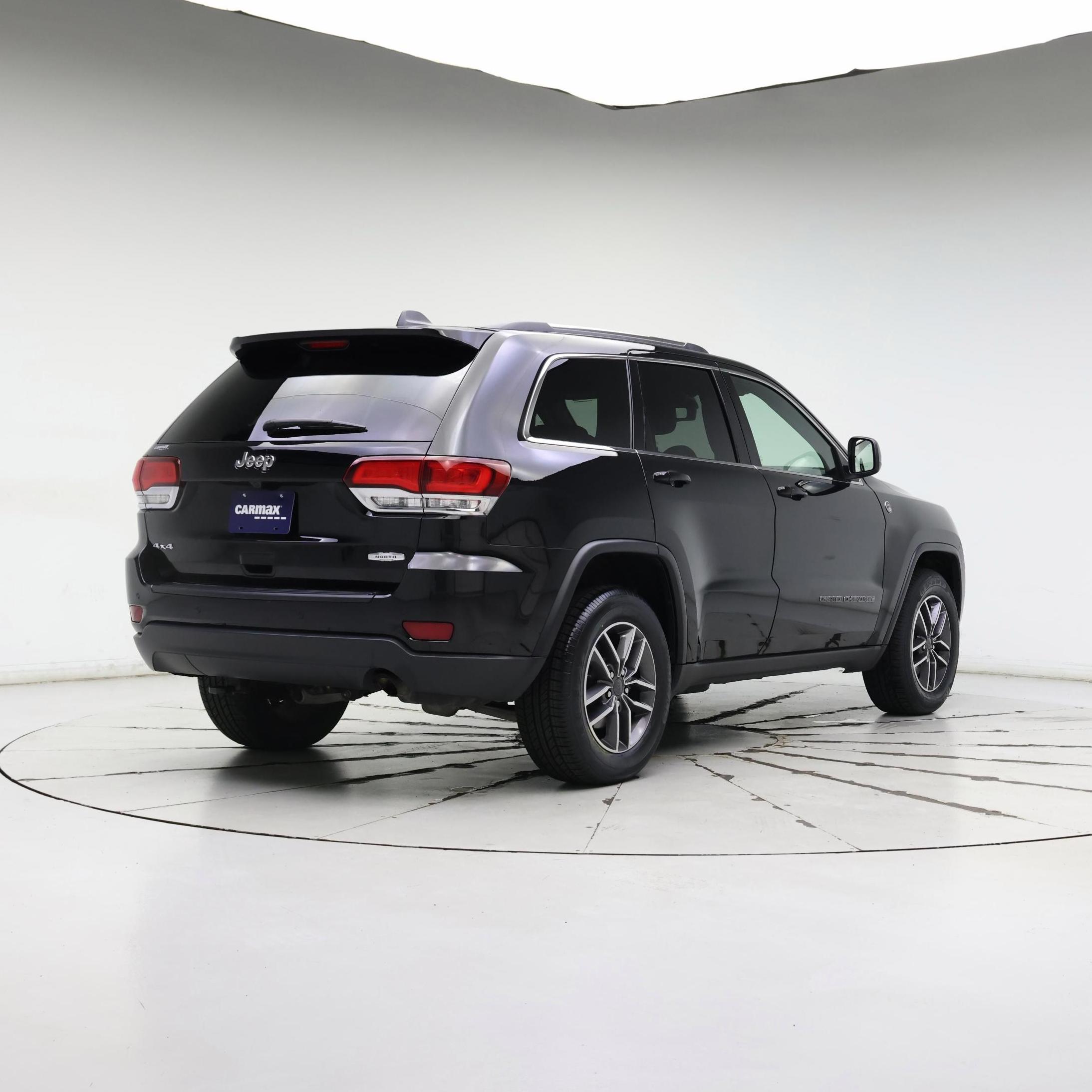 Thumbnail: 2020 Jeep Grand Cherokee - 8