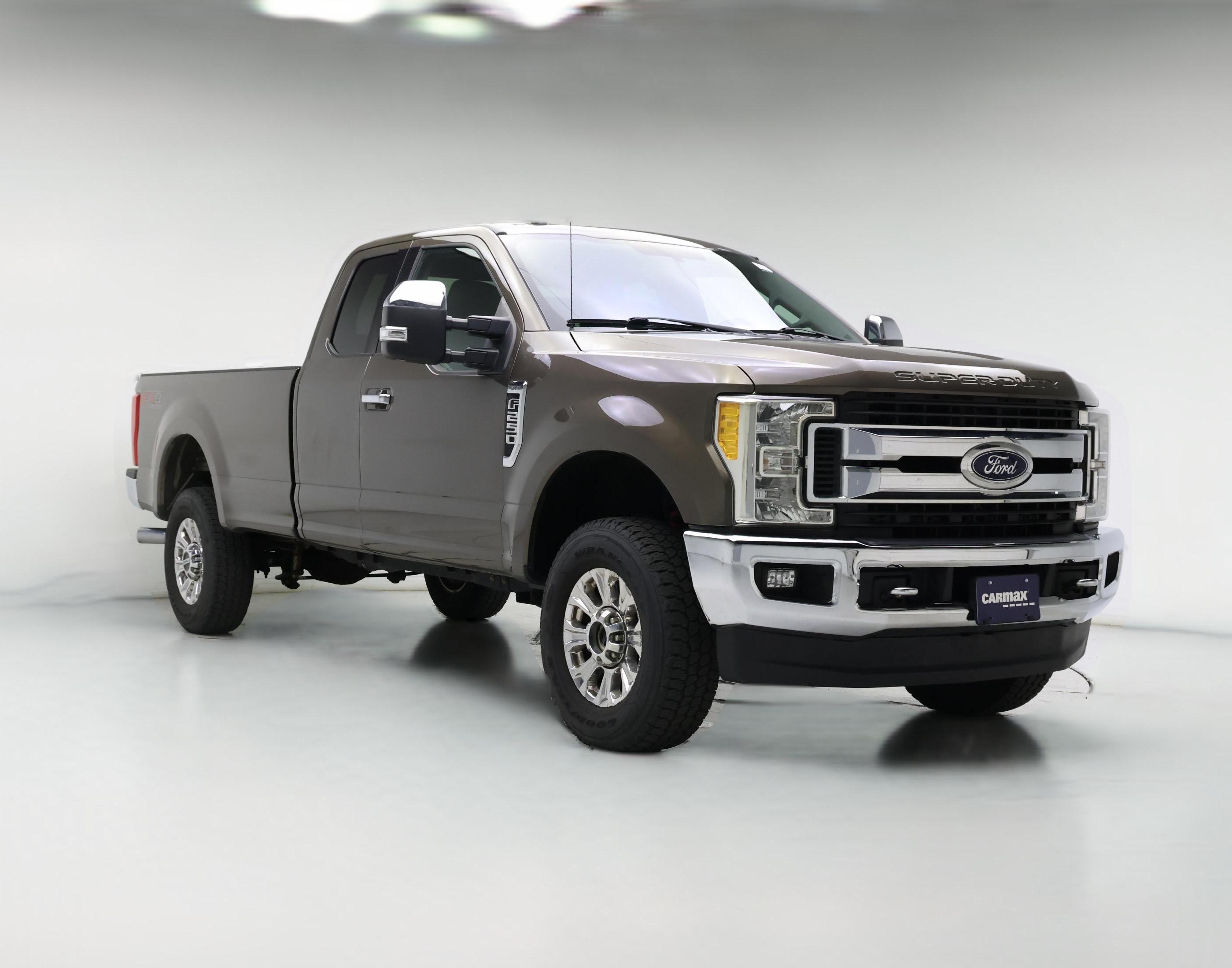 Thumbnail: 2017 Ford F-250 - 1