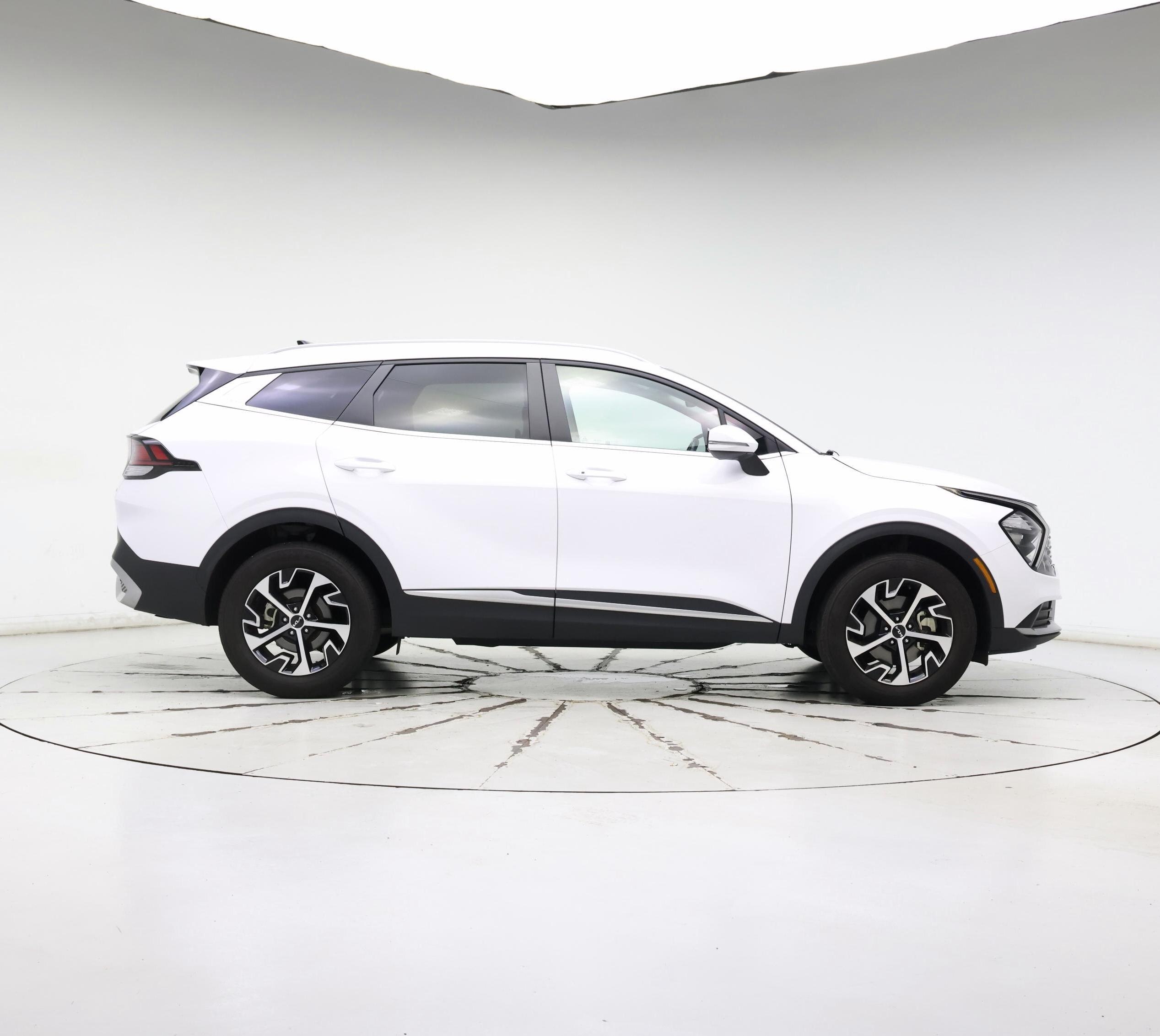 Thumbnail: 2023 Kia Sportage - 7