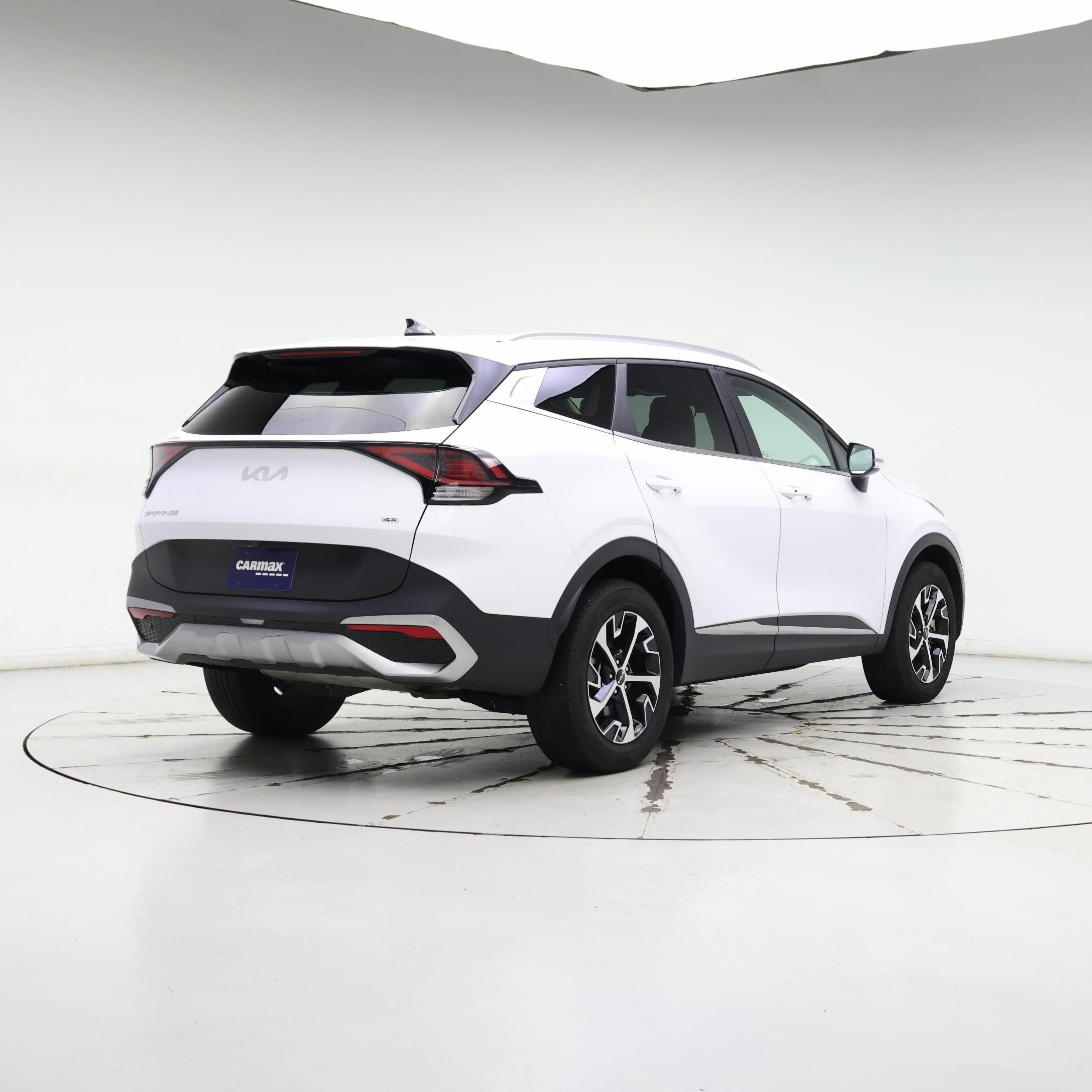Thumbnail: 2023 Kia Sportage - 8