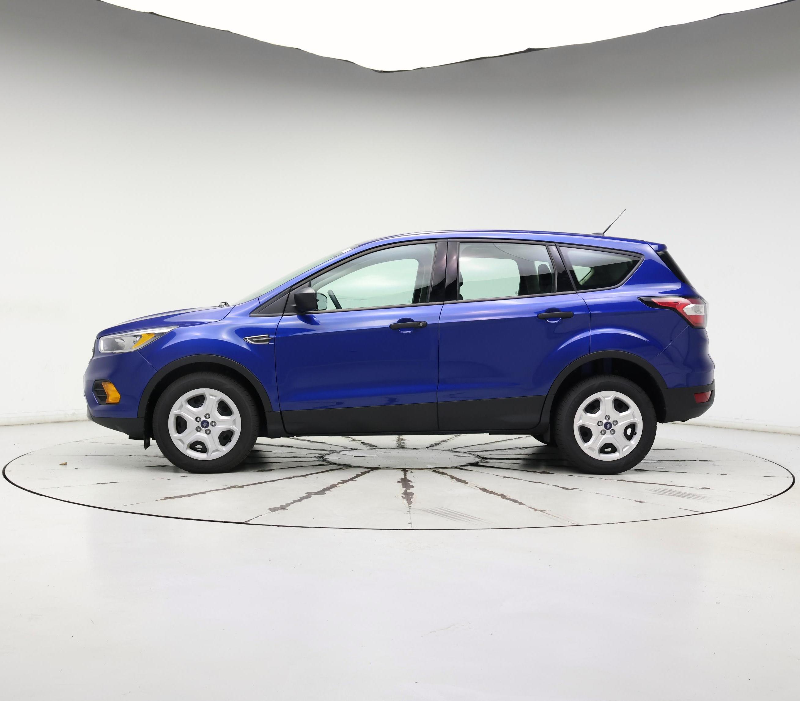 Thumbnail: 2017 Ford Escape - 3