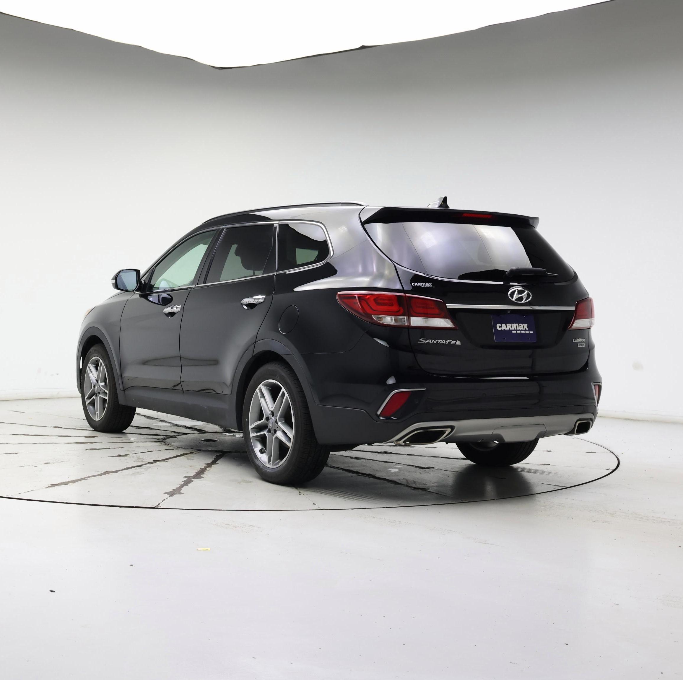 Thumbnail: 2018 Hyundai Santa Fe - 2